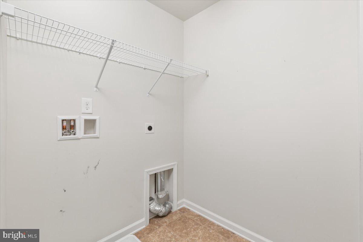 MEADOWS EDGE - Residential