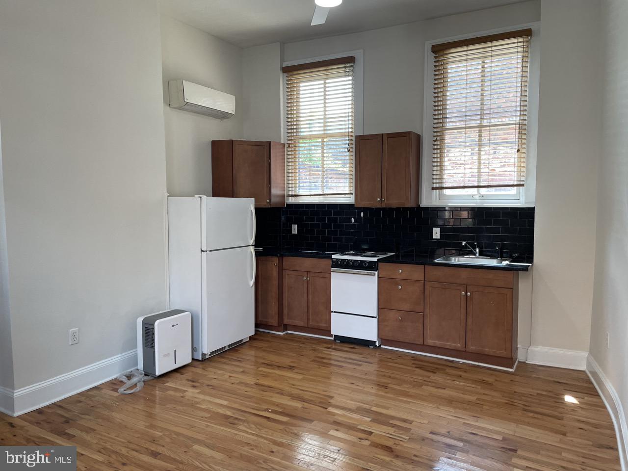 FELLS POINT HISTORIC DISTRICT - Residential Lease