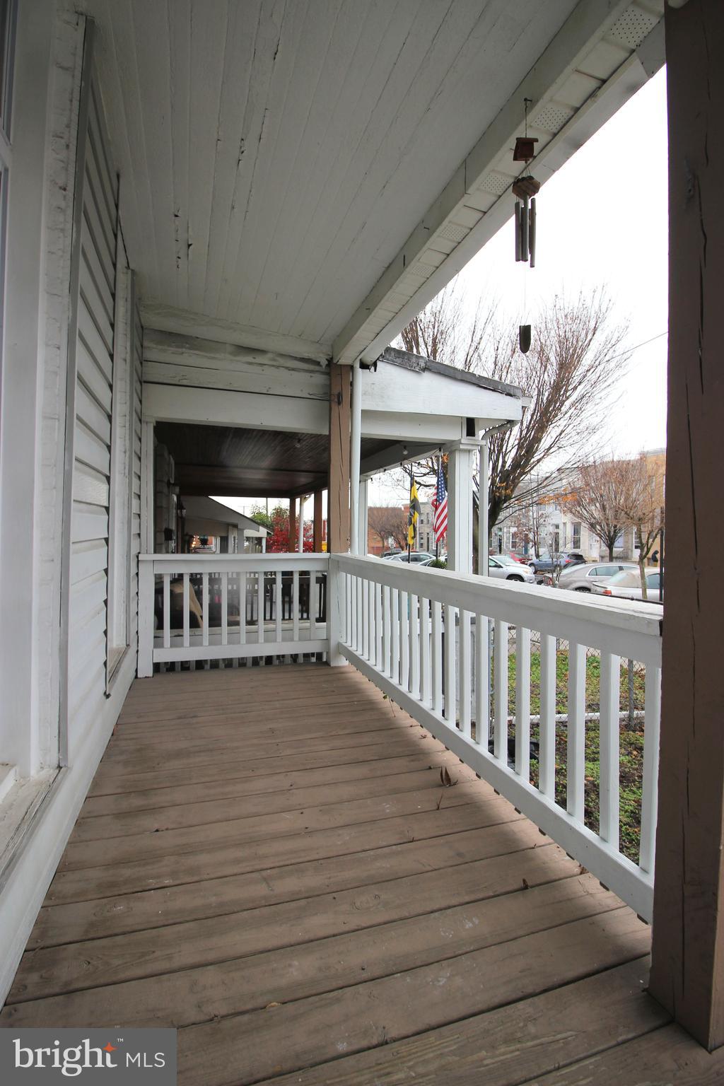 3501 CHESTNUT AVENUE