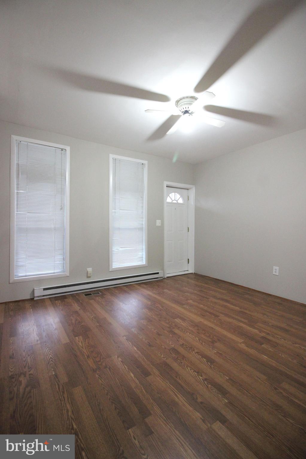 3501 CHESTNUT AVENUE