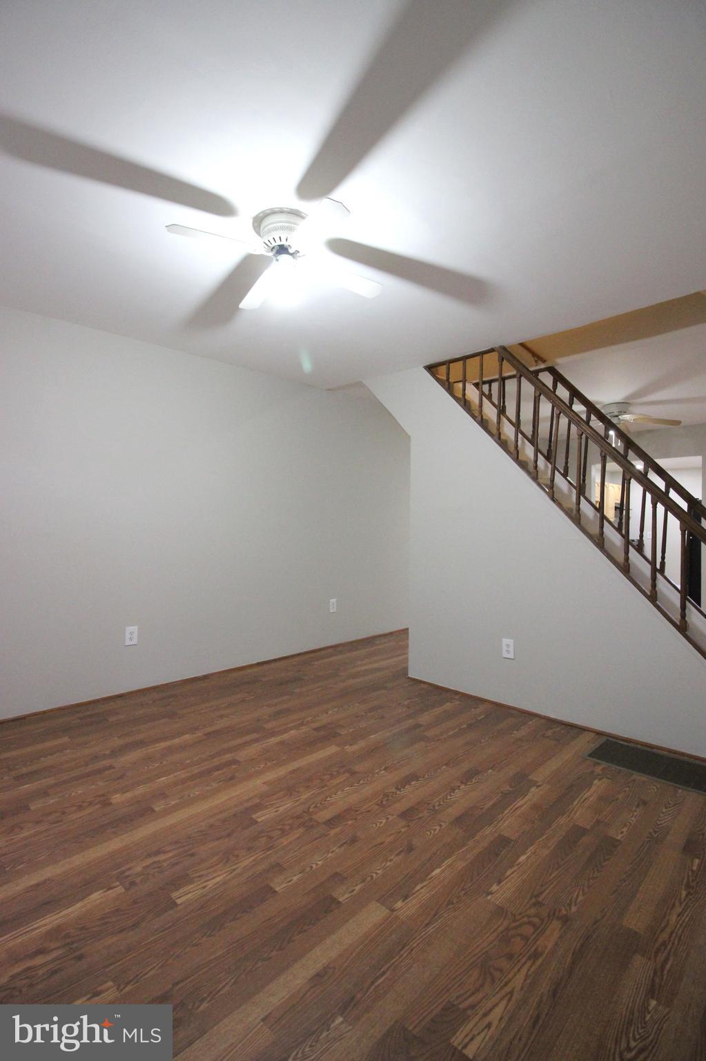 3501 CHESTNUT AVENUE