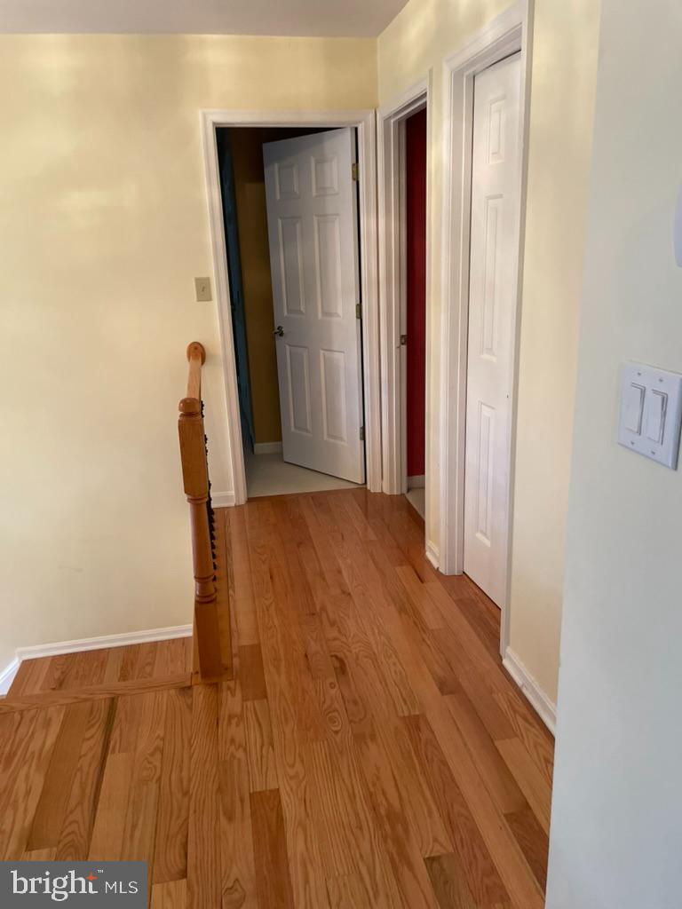 FOX POINT - Residential Lease