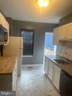 MADISON EASTEND - Residential Lease