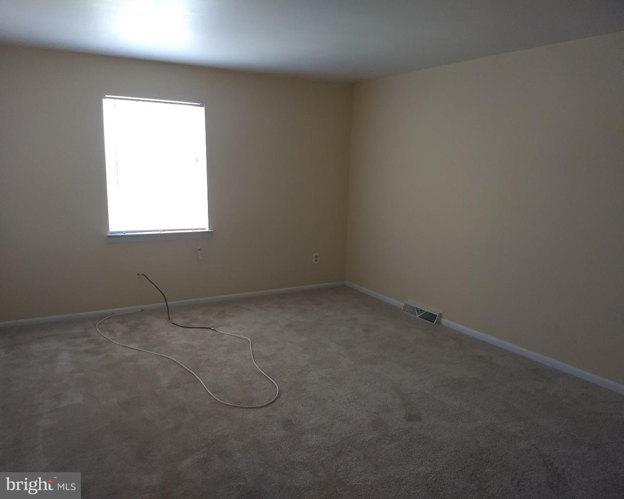 STONY CREEK VIL - Residential Lease