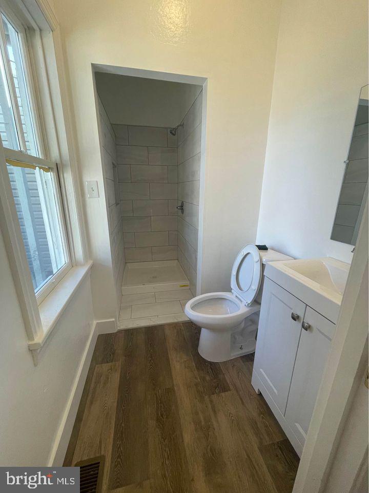 DOWNTOWN WESTMINSTER - Commercial Sale