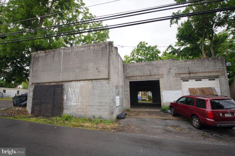 DOWNTOWN WESTMINSTER - Commercial Sale