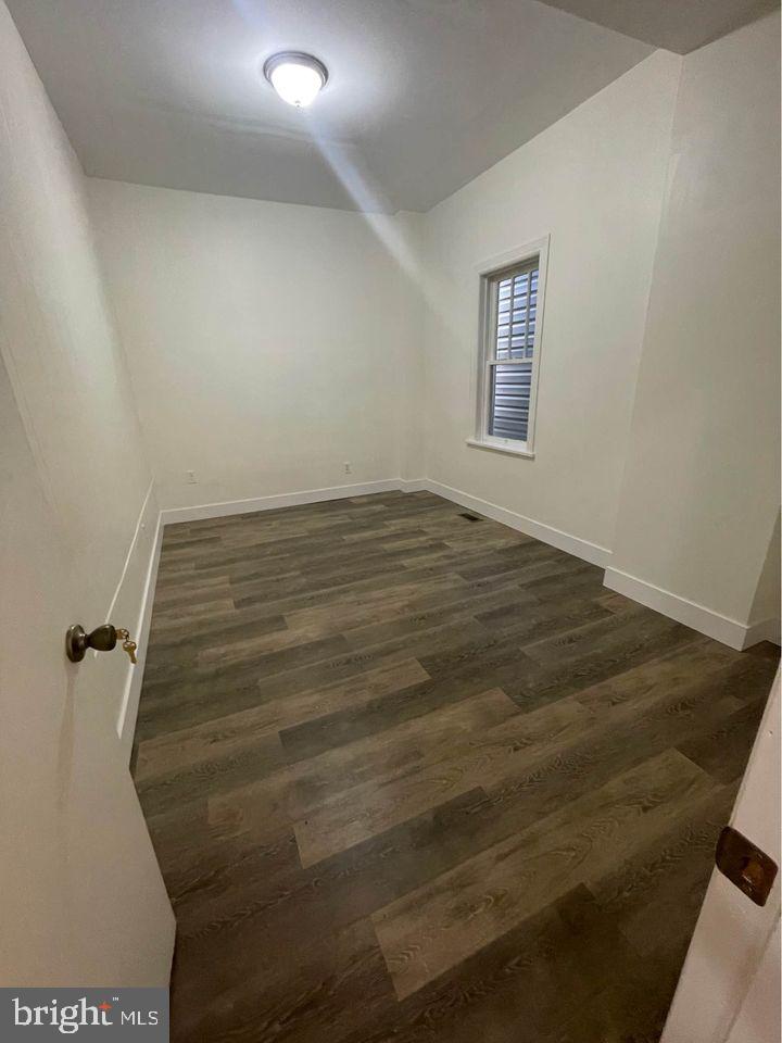 DOWNTOWN WESTMINSTER - Commercial Sale