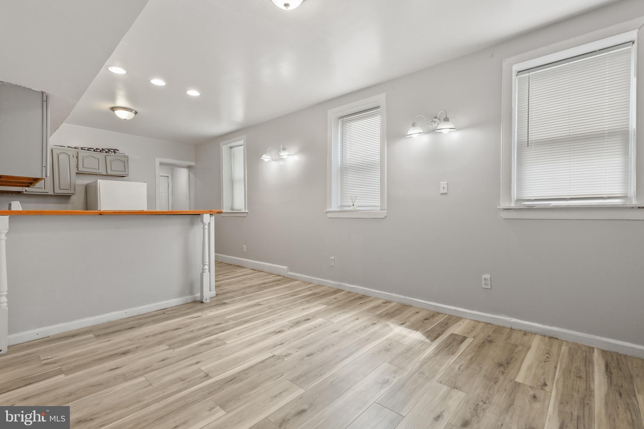 MONDAWMIN - Residential