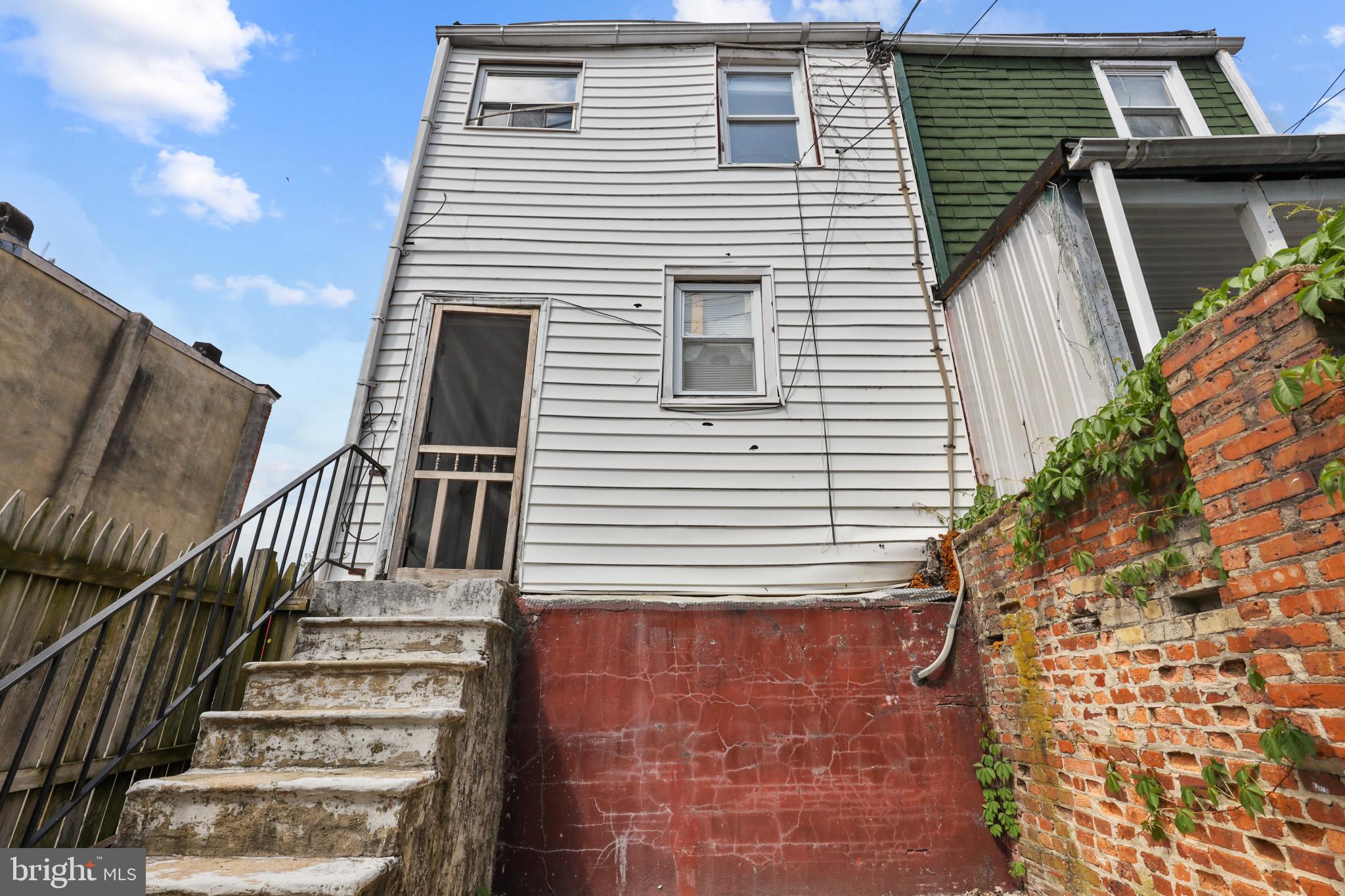 MONDAWMIN - Residential