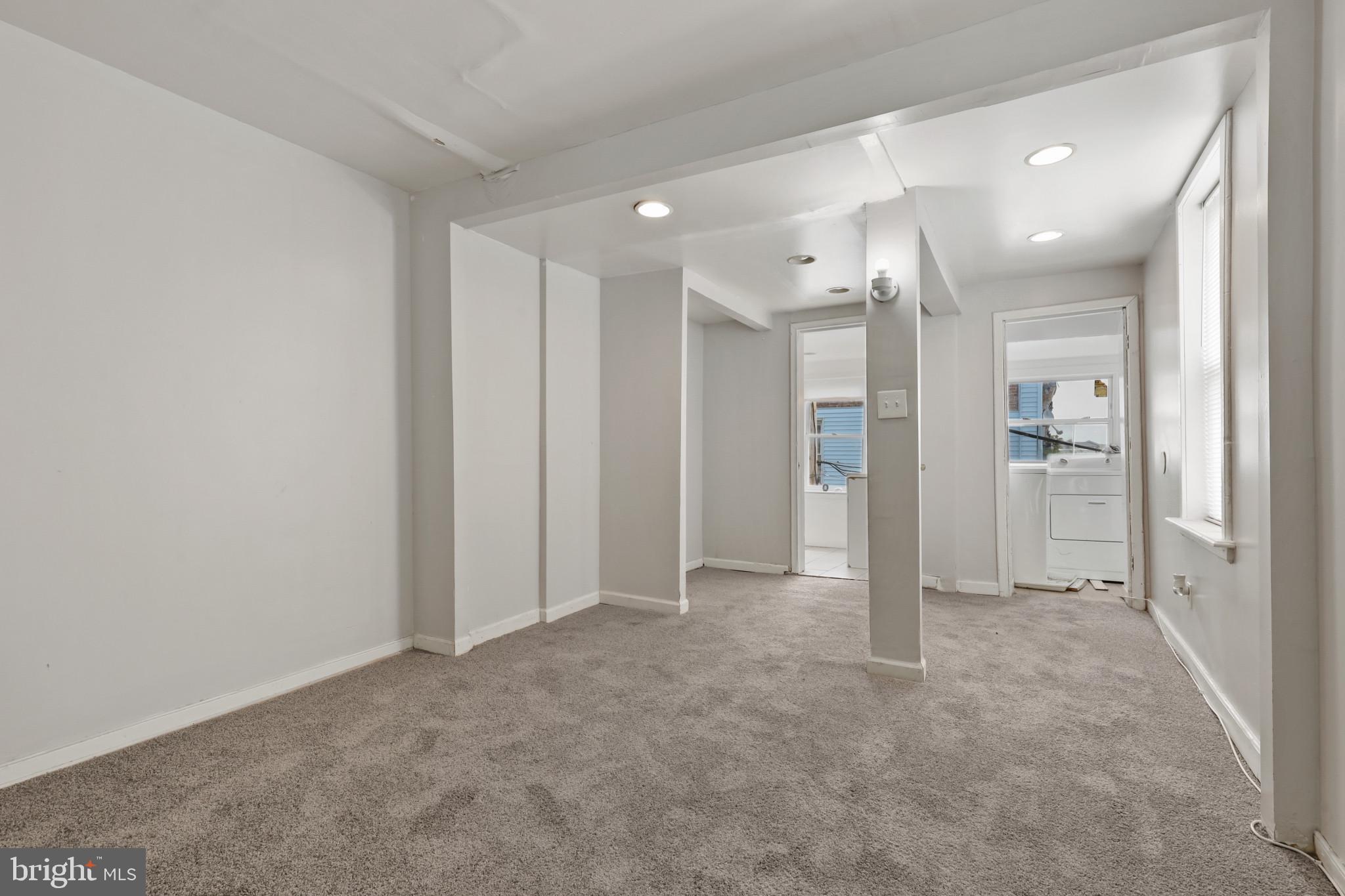 MONDAWMIN - Residential