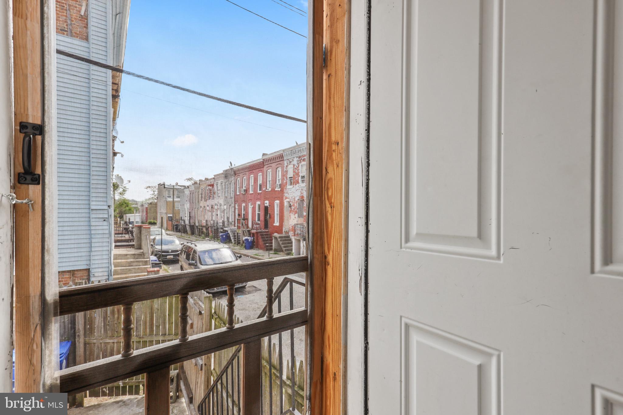 MONDAWMIN - Residential