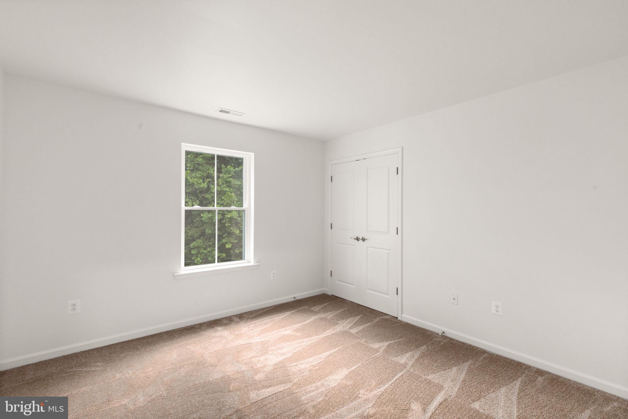 OAKLYN MANOR - Residential