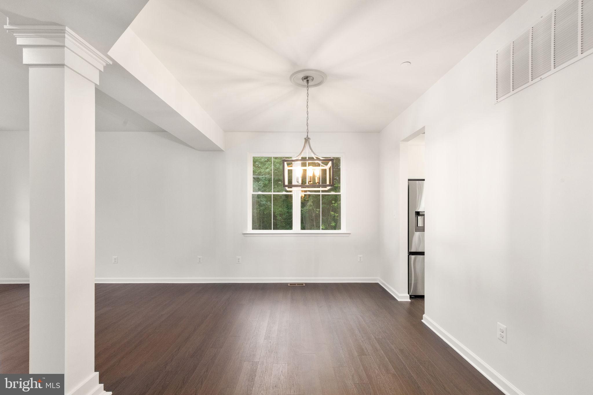 OAKLYN MANOR - Residential