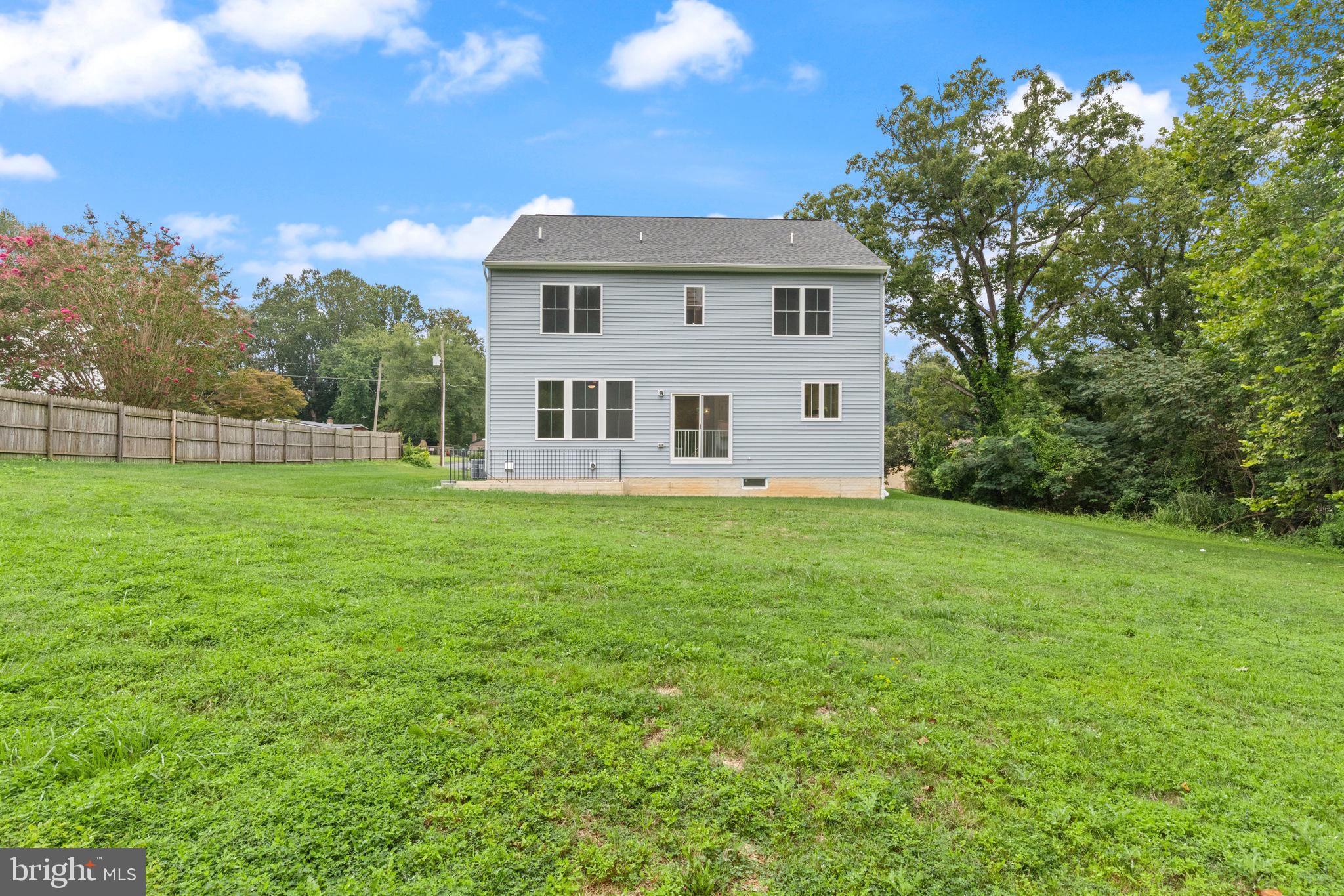 OAKLYN MANOR - Residential