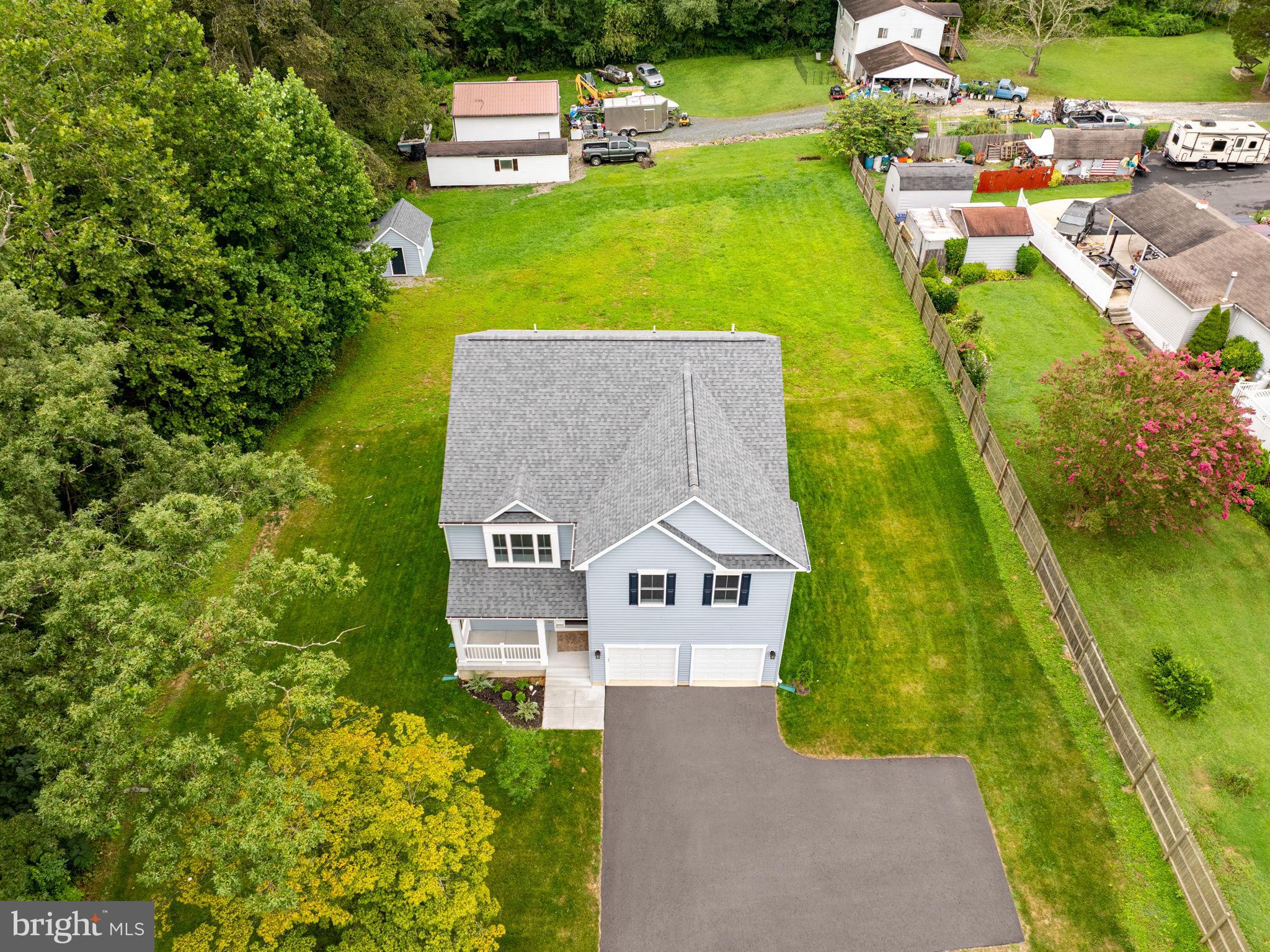 OAKLYN MANOR - Residential