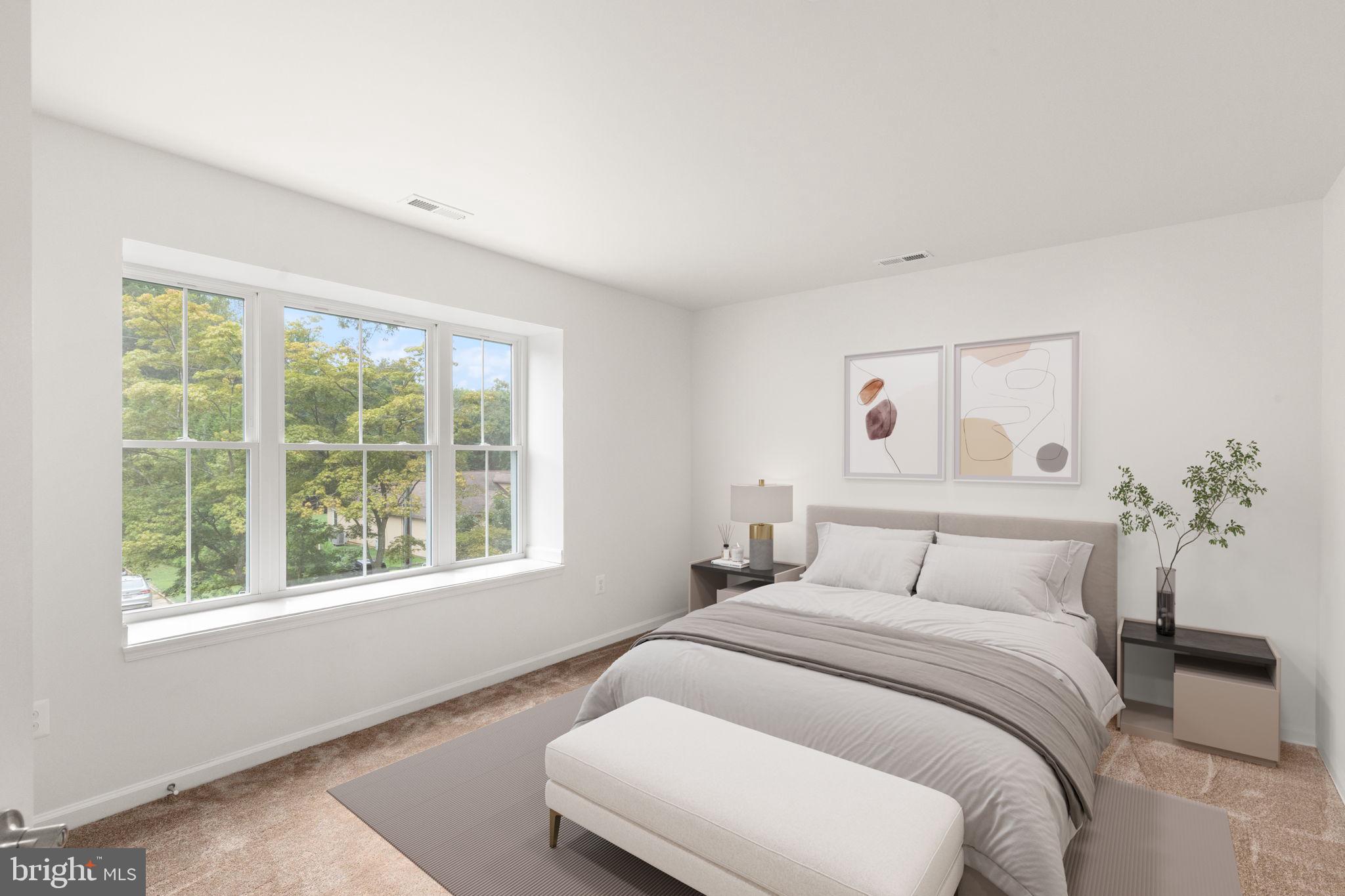 OAKLYN MANOR - Residential