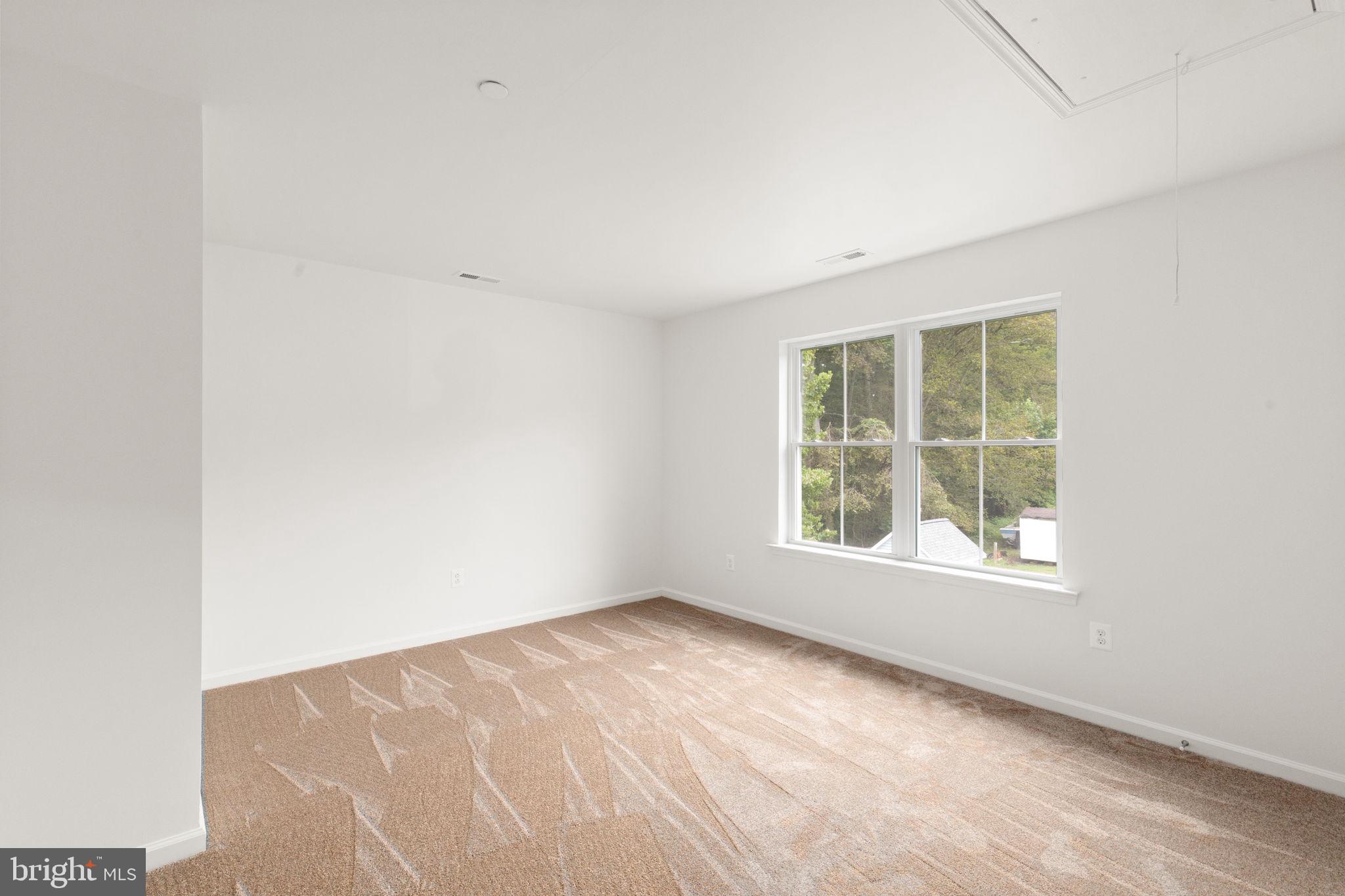 OAKLYN MANOR - Residential