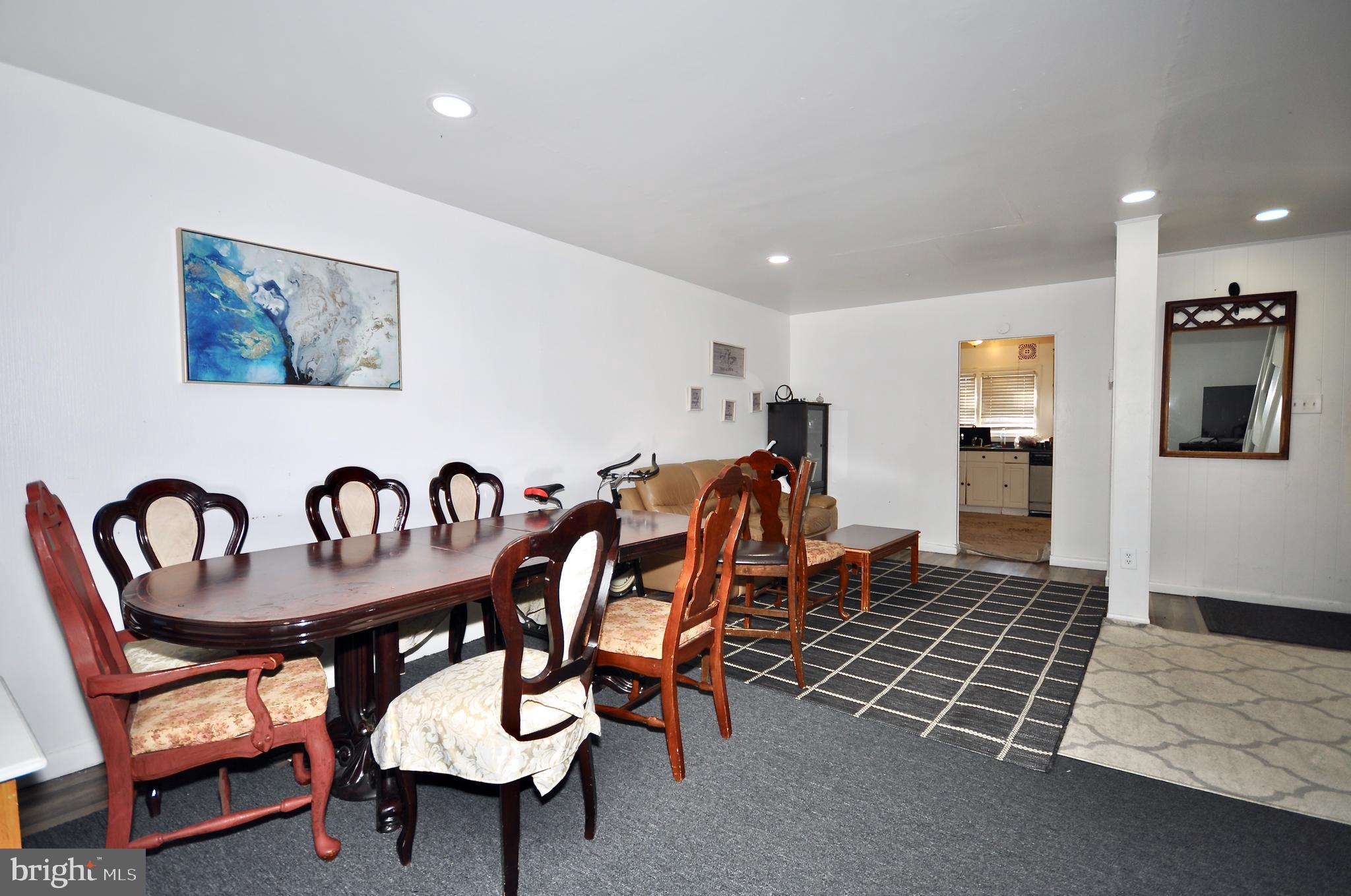 SOMERTON - Residential