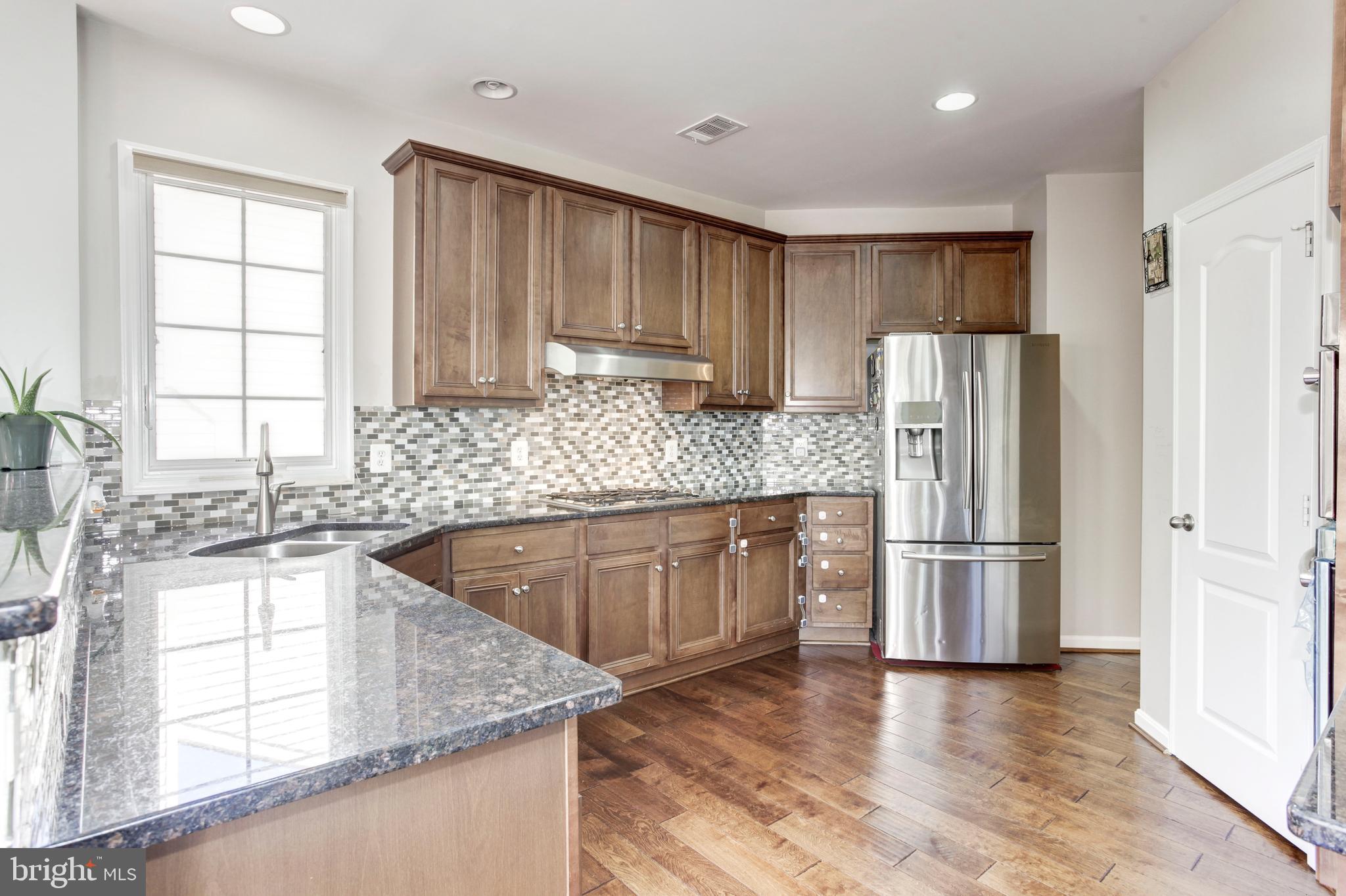 SOUTH RIDING - Residential