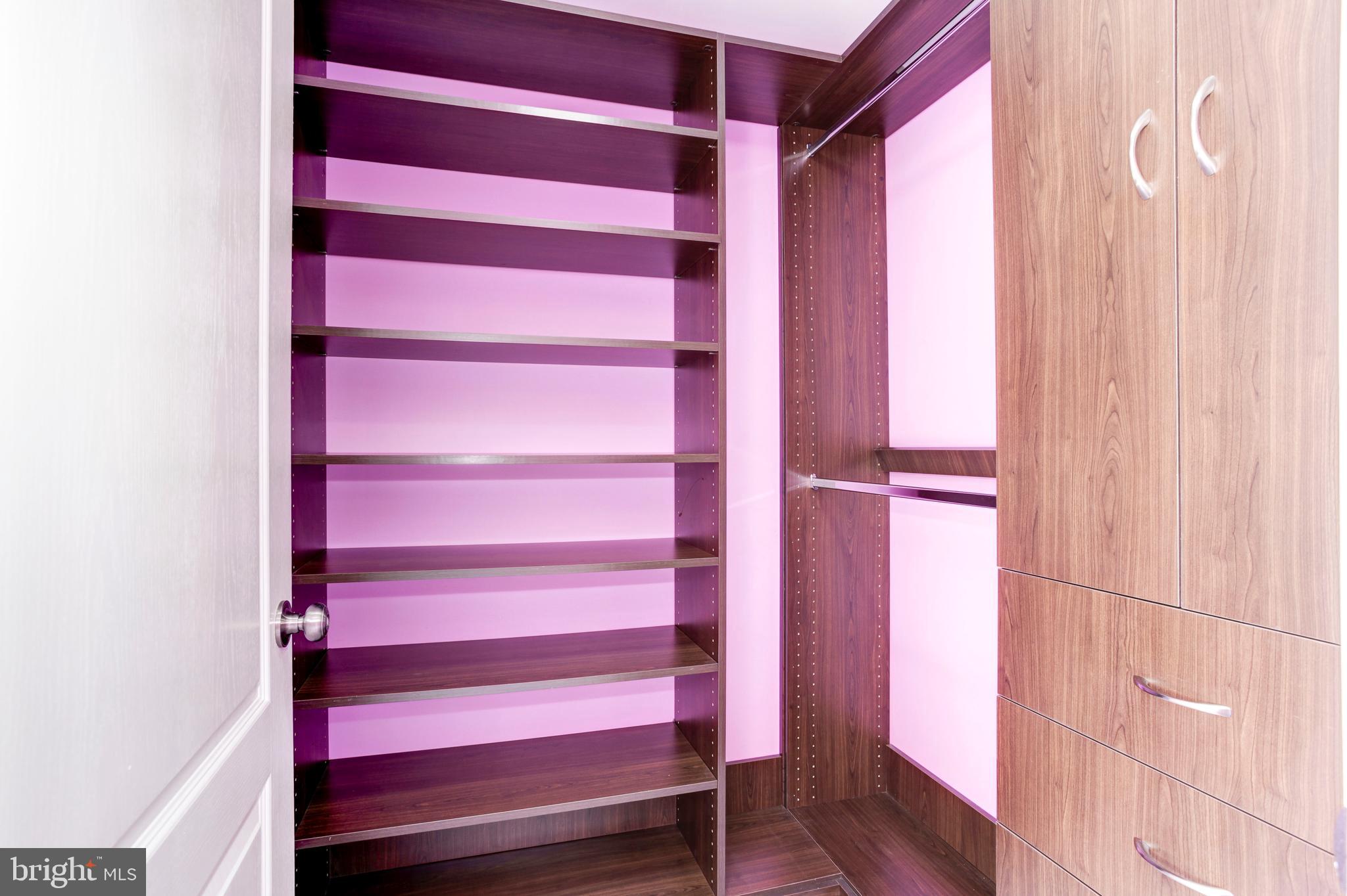 SOUTH RIDING - Residential