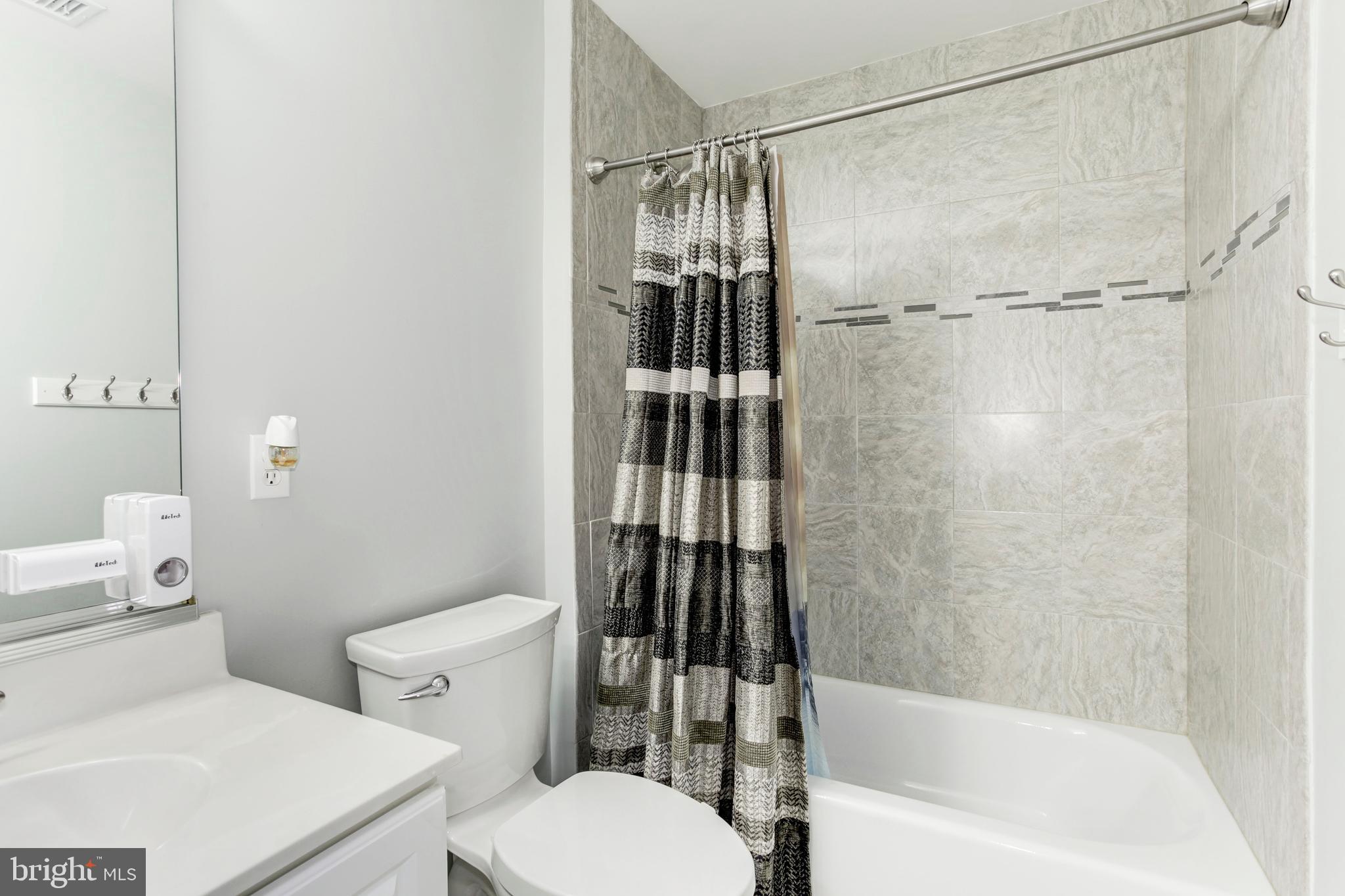 SOUTH RIDING - Residential