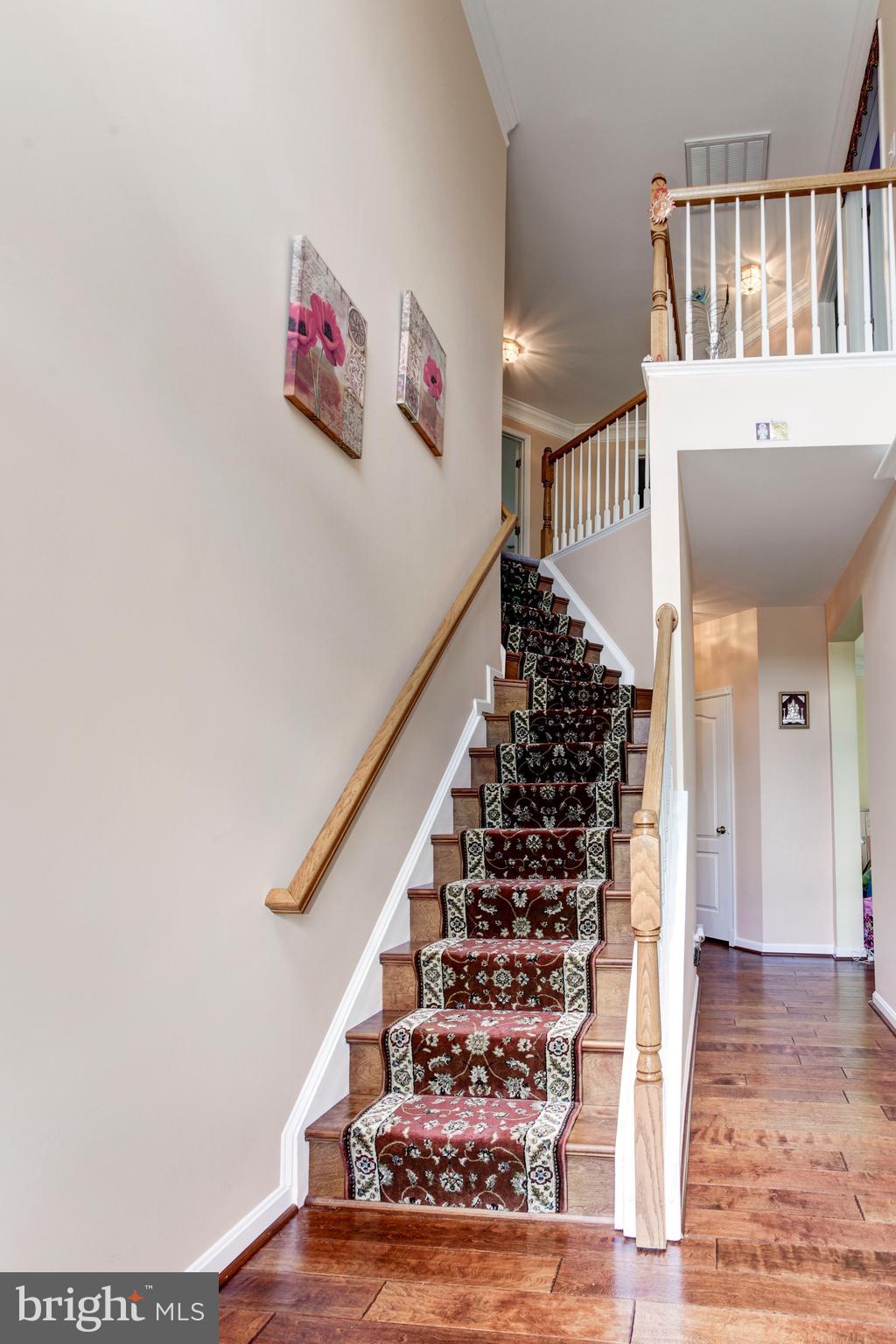 SOUTH RIDING - Residential