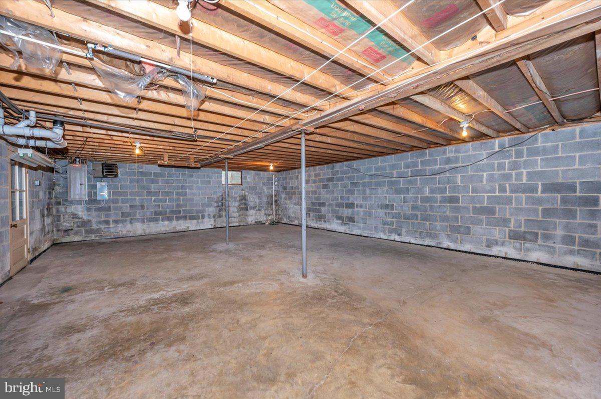 CHIPS MEADOW - Residential