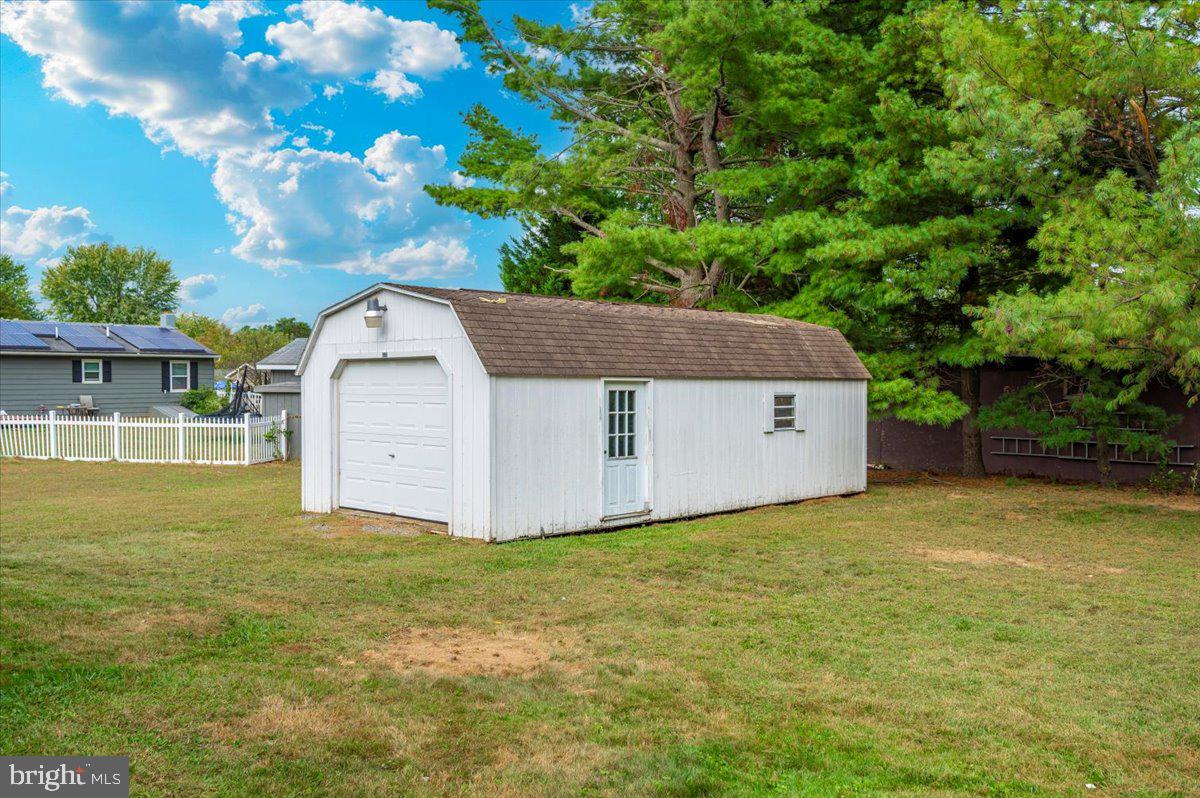 CHIPS MEADOW - Residential