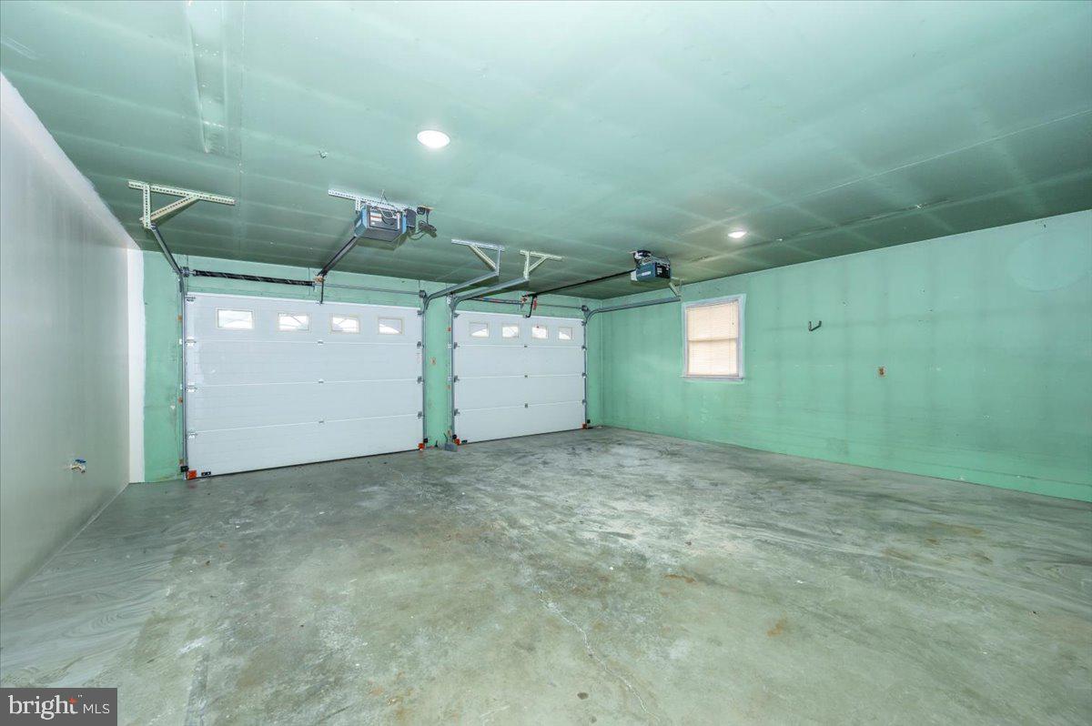 CHIPS MEADOW - Residential