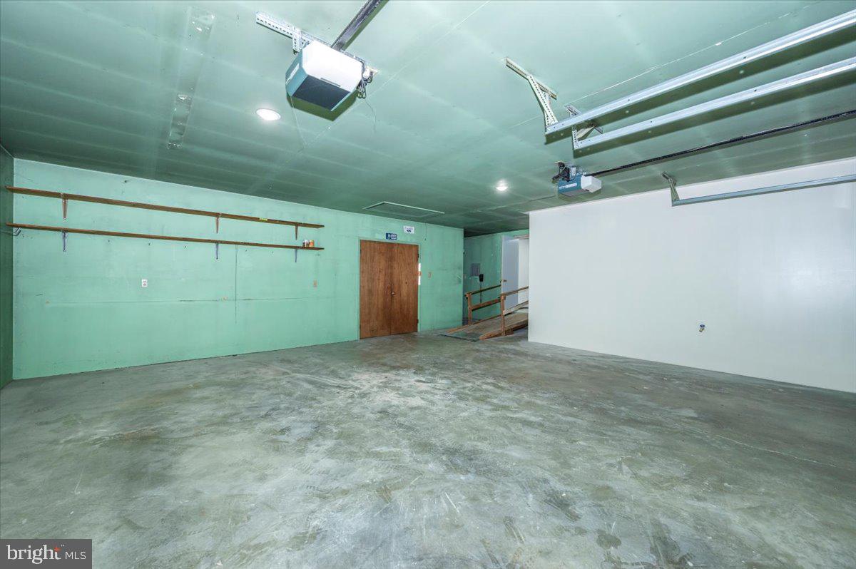 CHIPS MEADOW - Residential