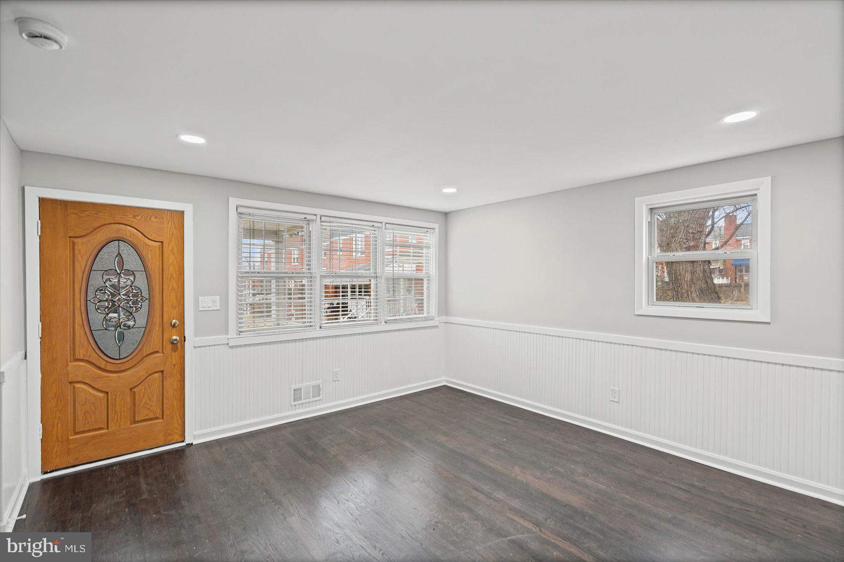 HILL HOMES - Residential