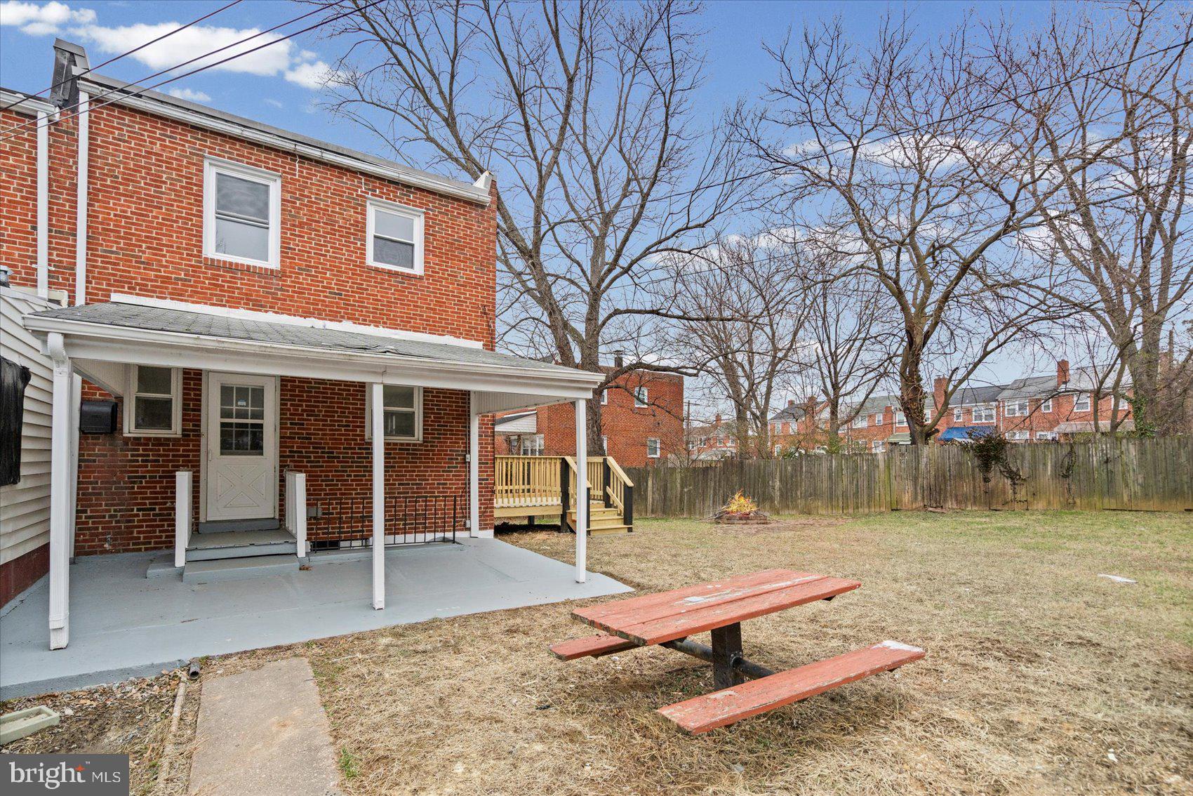 HILL HOMES - Residential