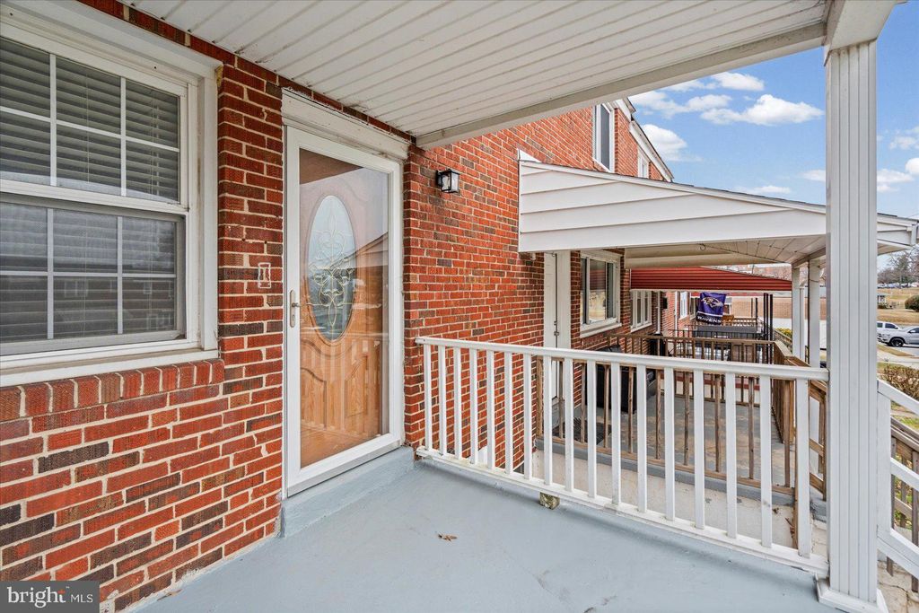 Photo of 306 Capitol Court, BALTIMORE, MD 21221 (MLS # MDBC2149810)