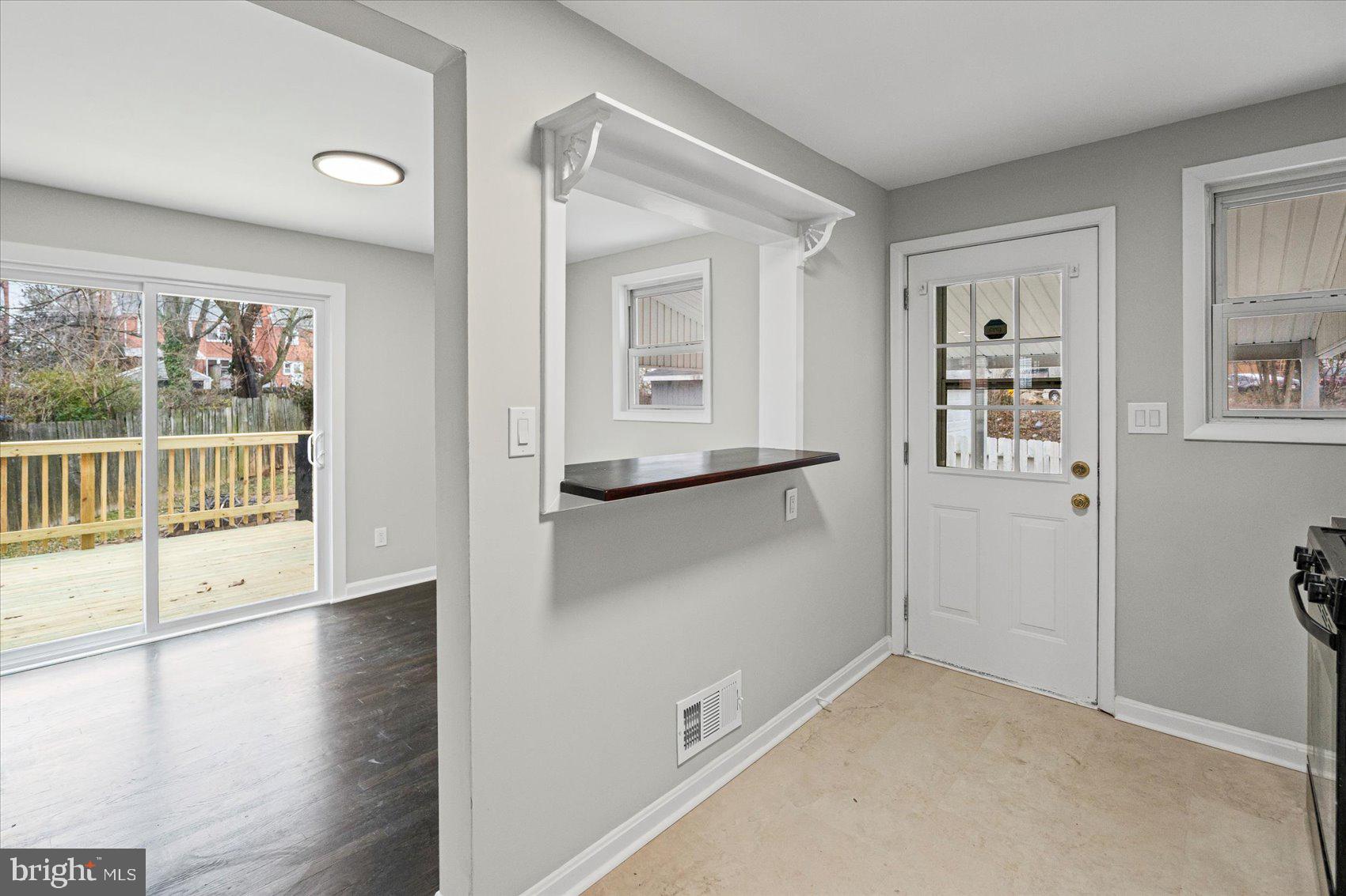 HILL HOMES - Residential