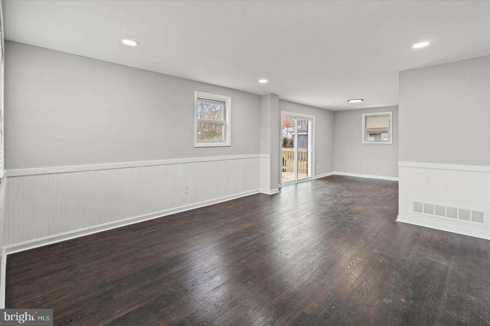 HILL HOMES - Residential