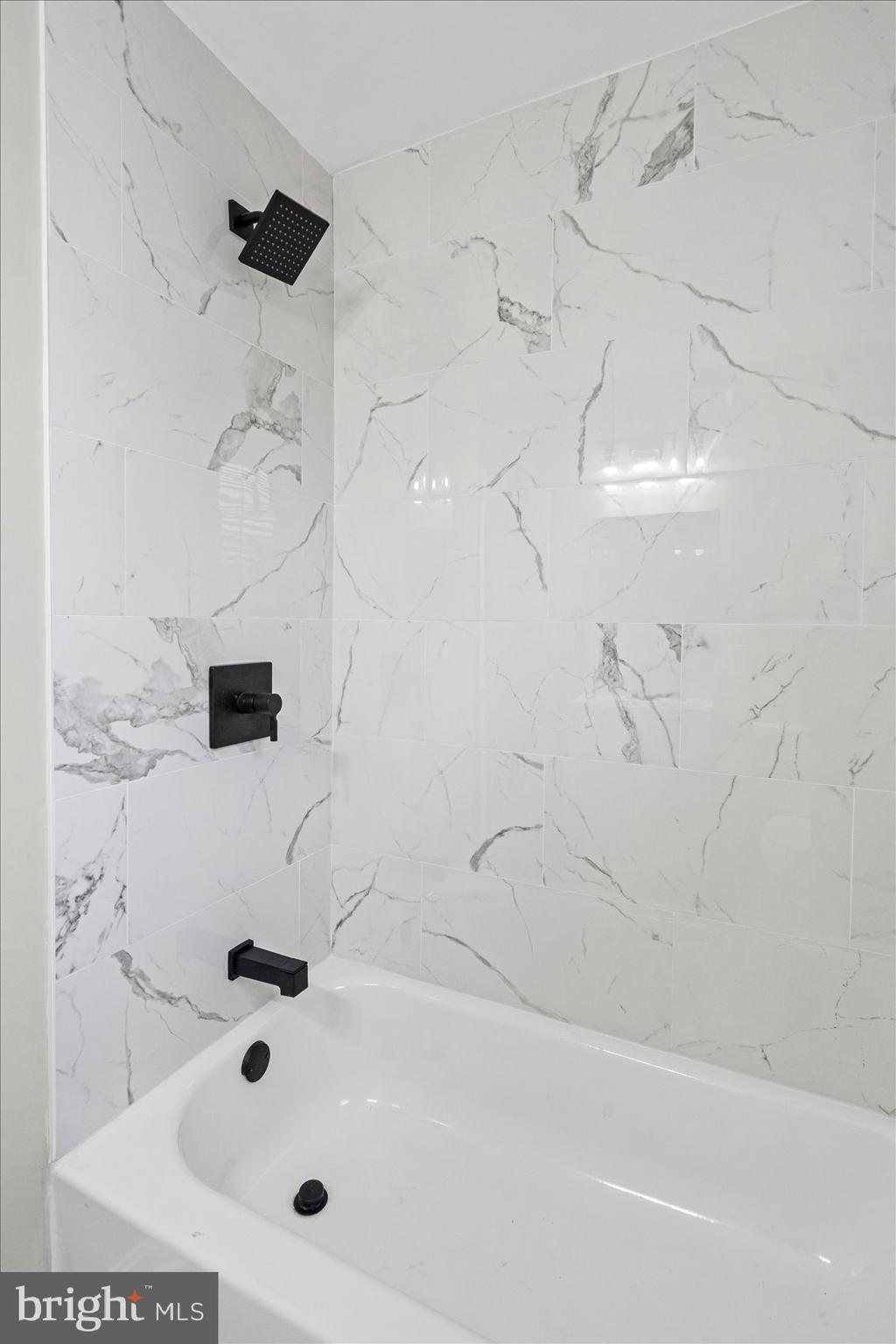 HILL HOMES - Residential