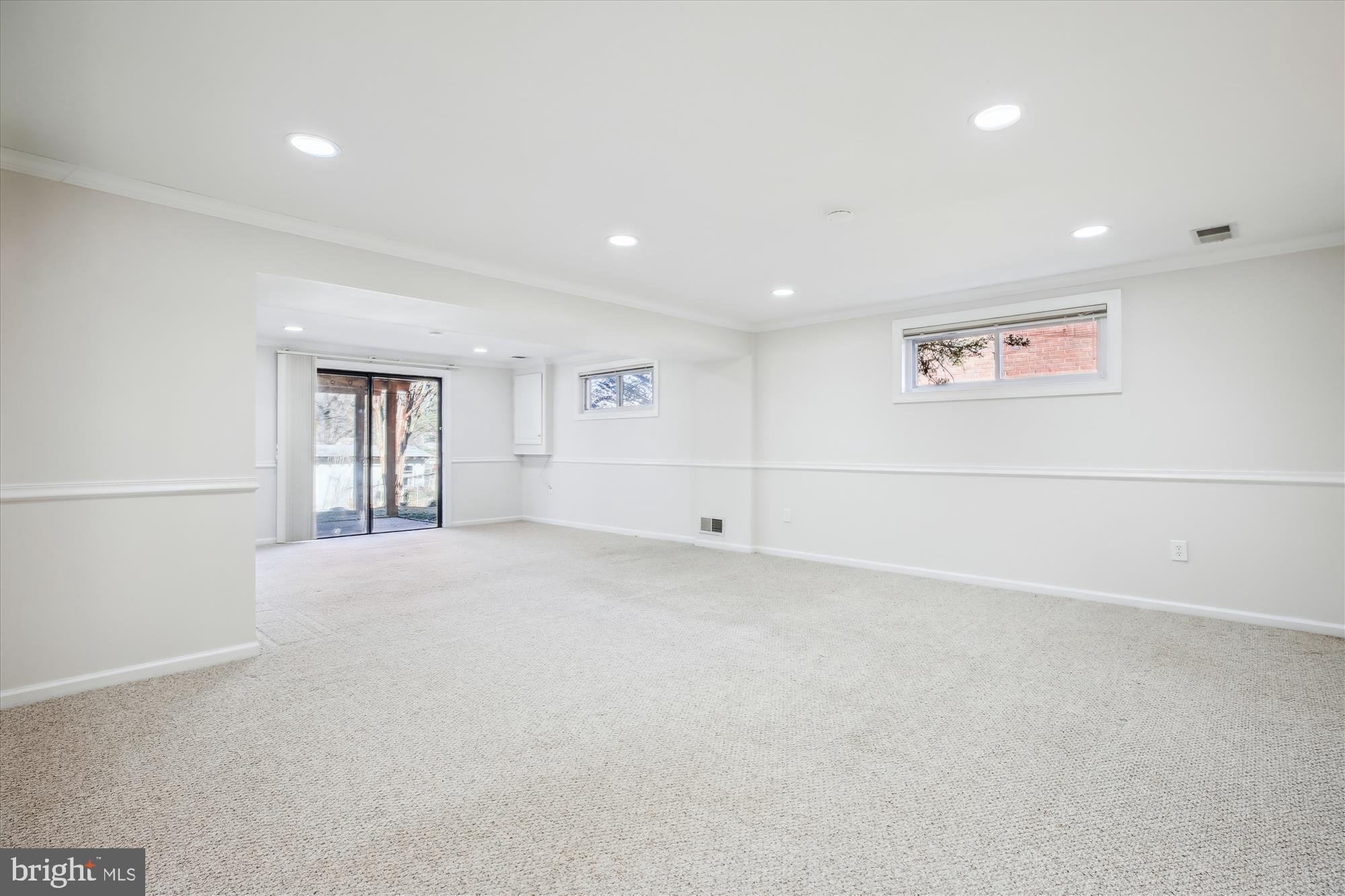 KEMP MILL HILLS - Residential