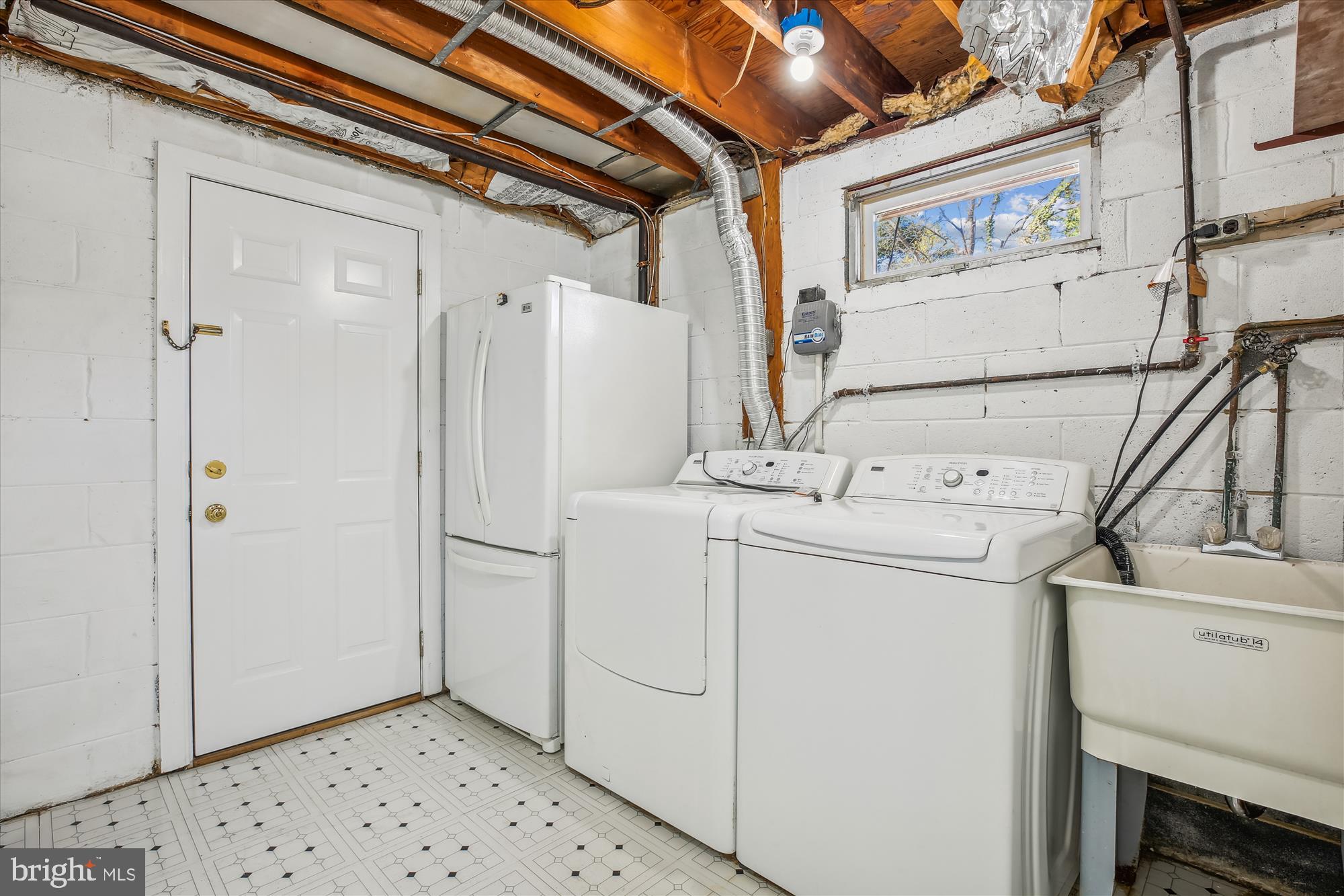 KEMP MILL HILLS - Residential