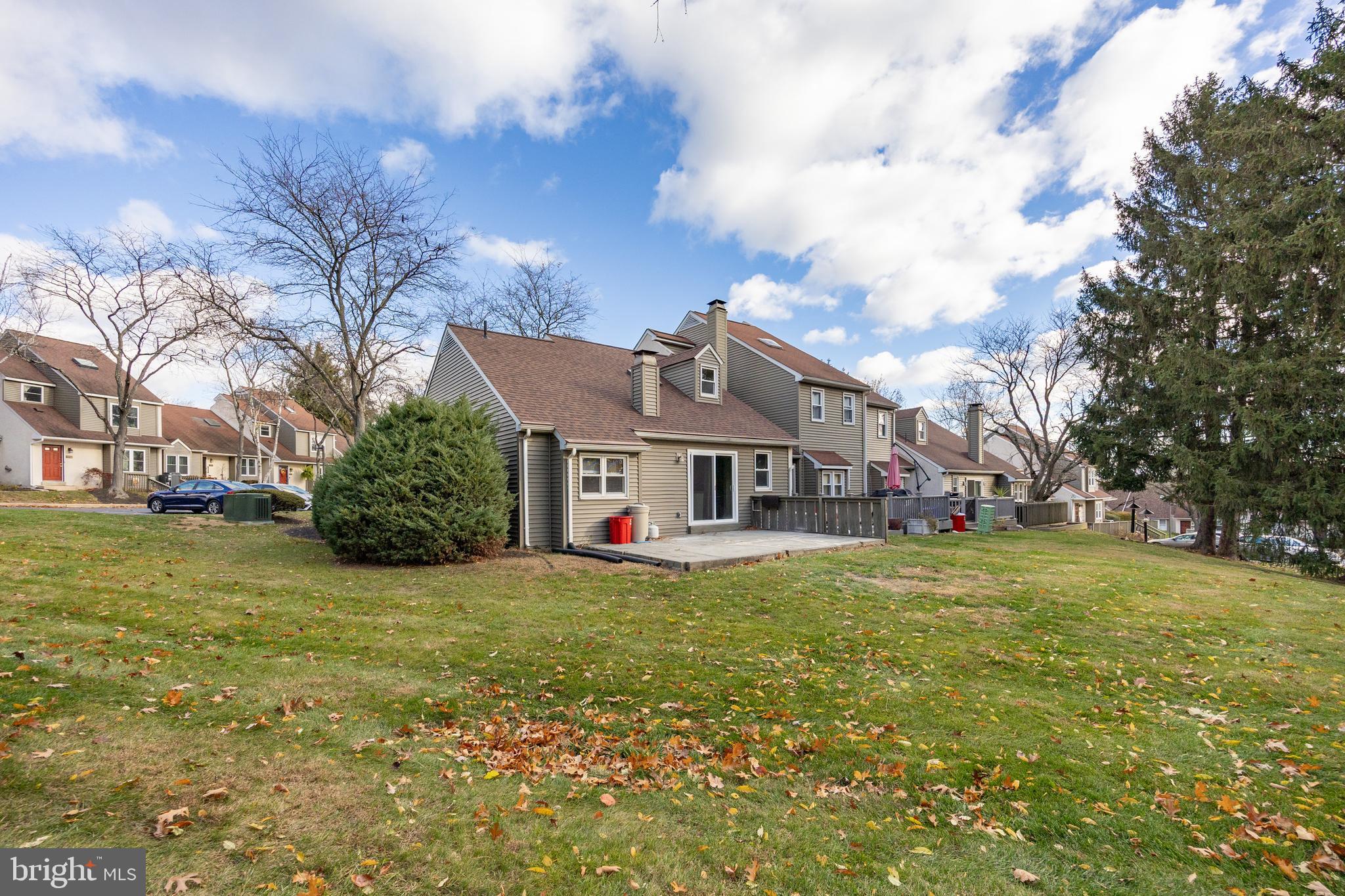 LIONGATE - Residential Lease