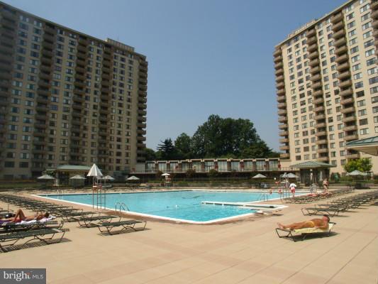 PROMENADE TOWERS - Residential Lease