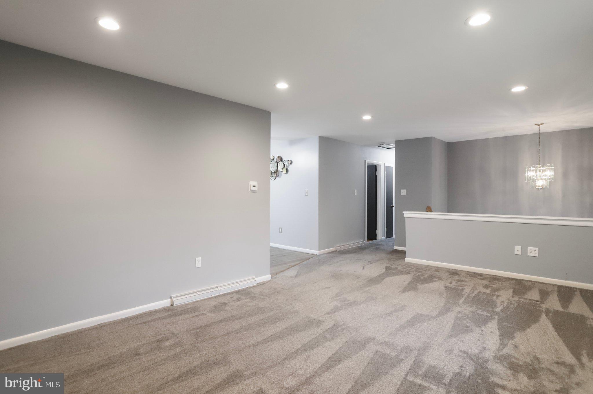 CLOVERTON - Residential