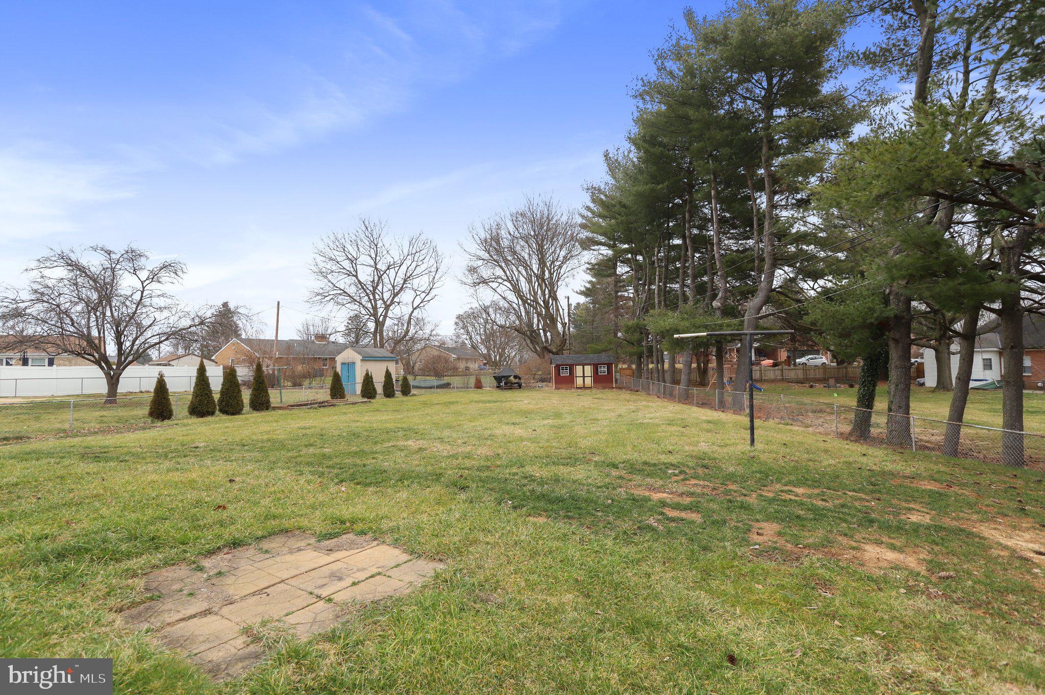 CLOVERTON - Residential