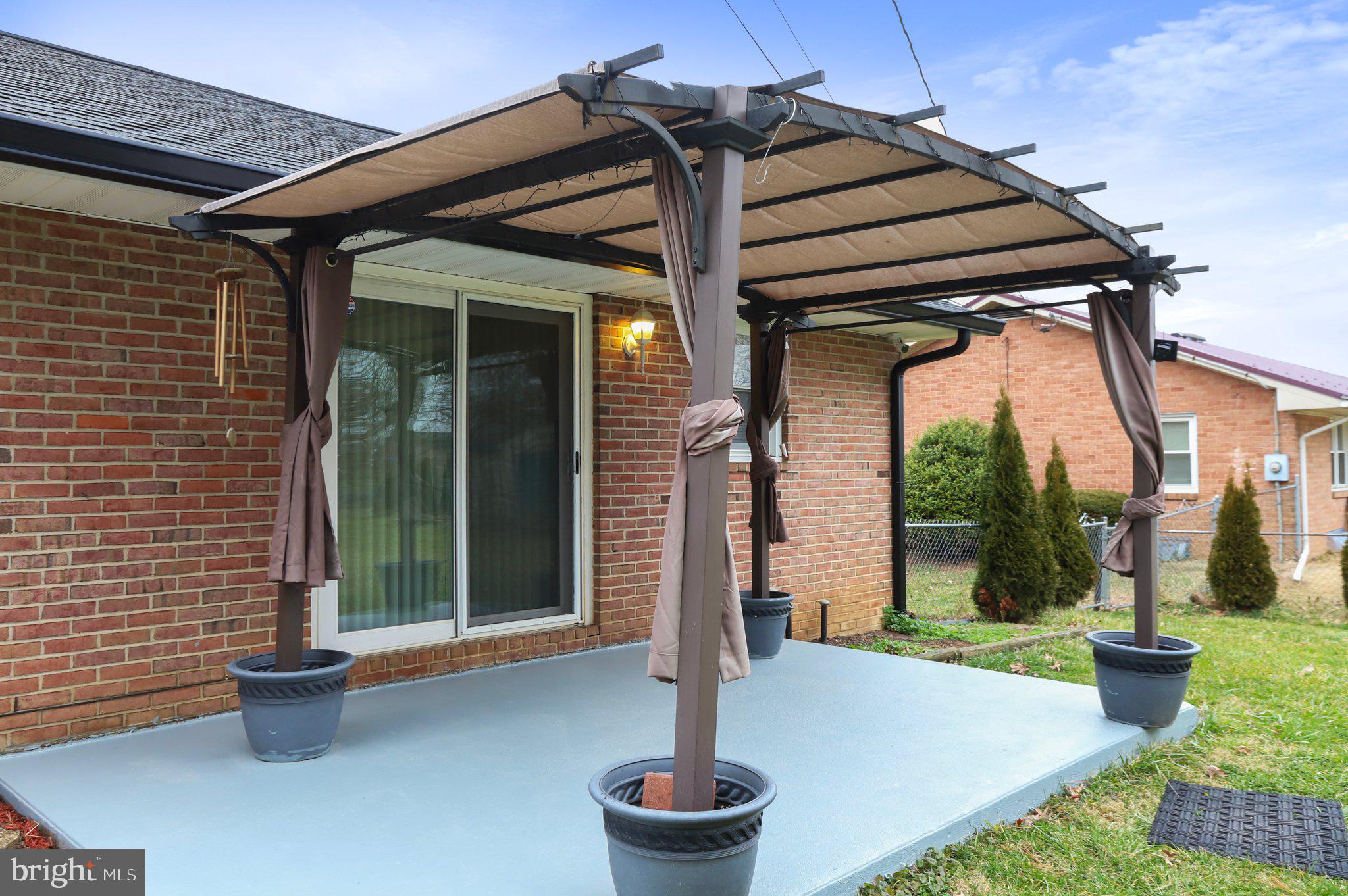 CLOVERTON - Residential