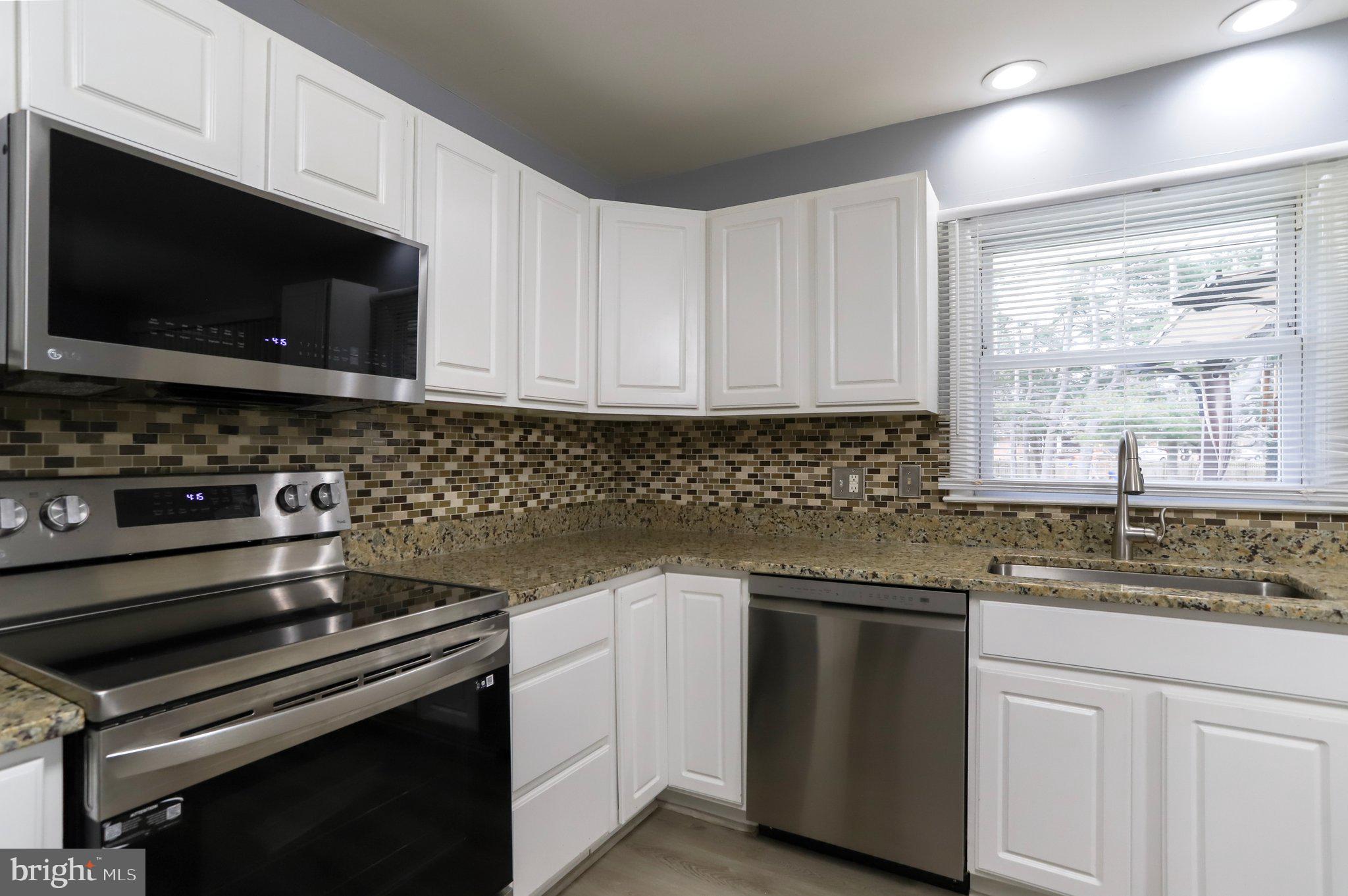 CLOVERTON - Residential