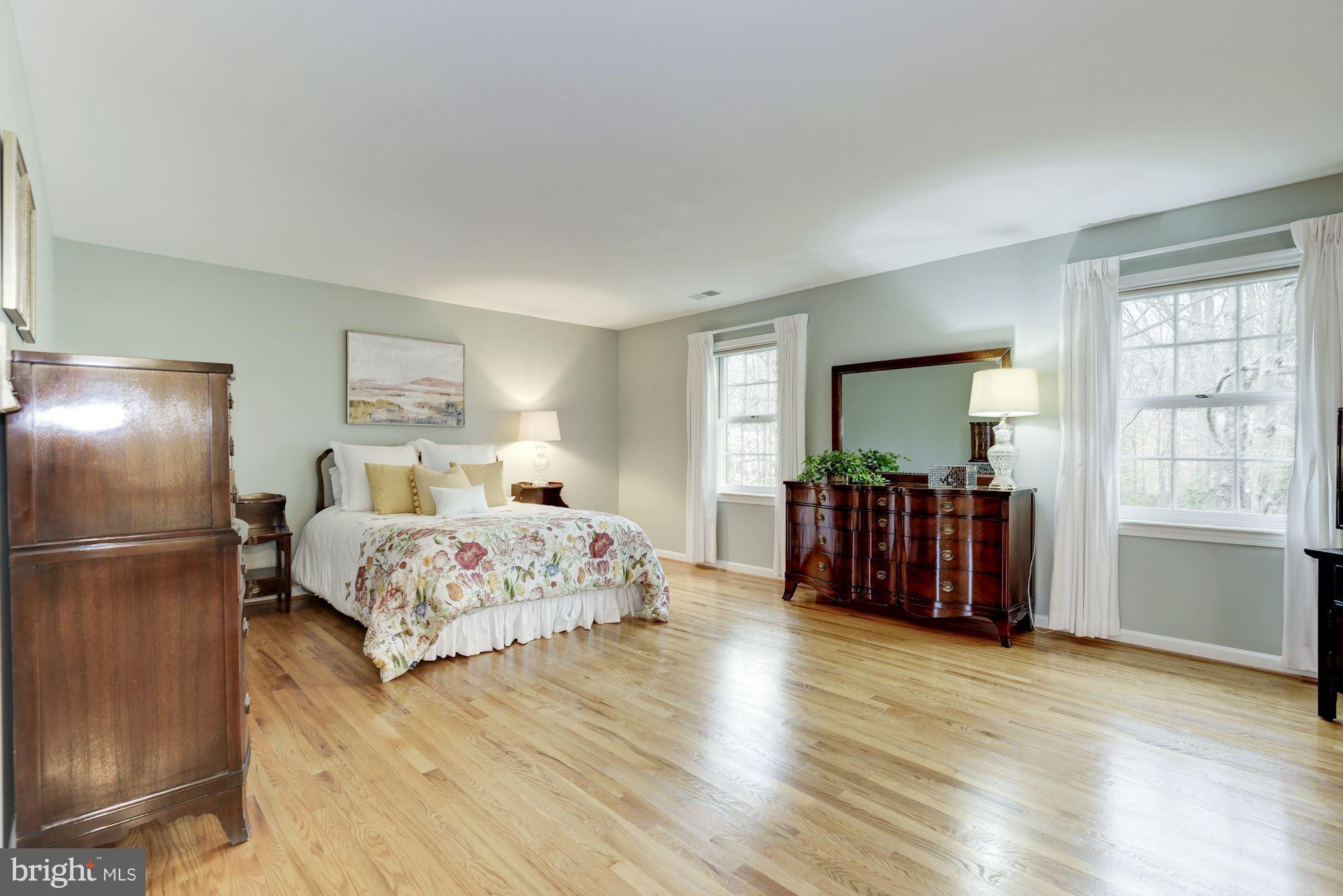 RIVER FALLS - Residential