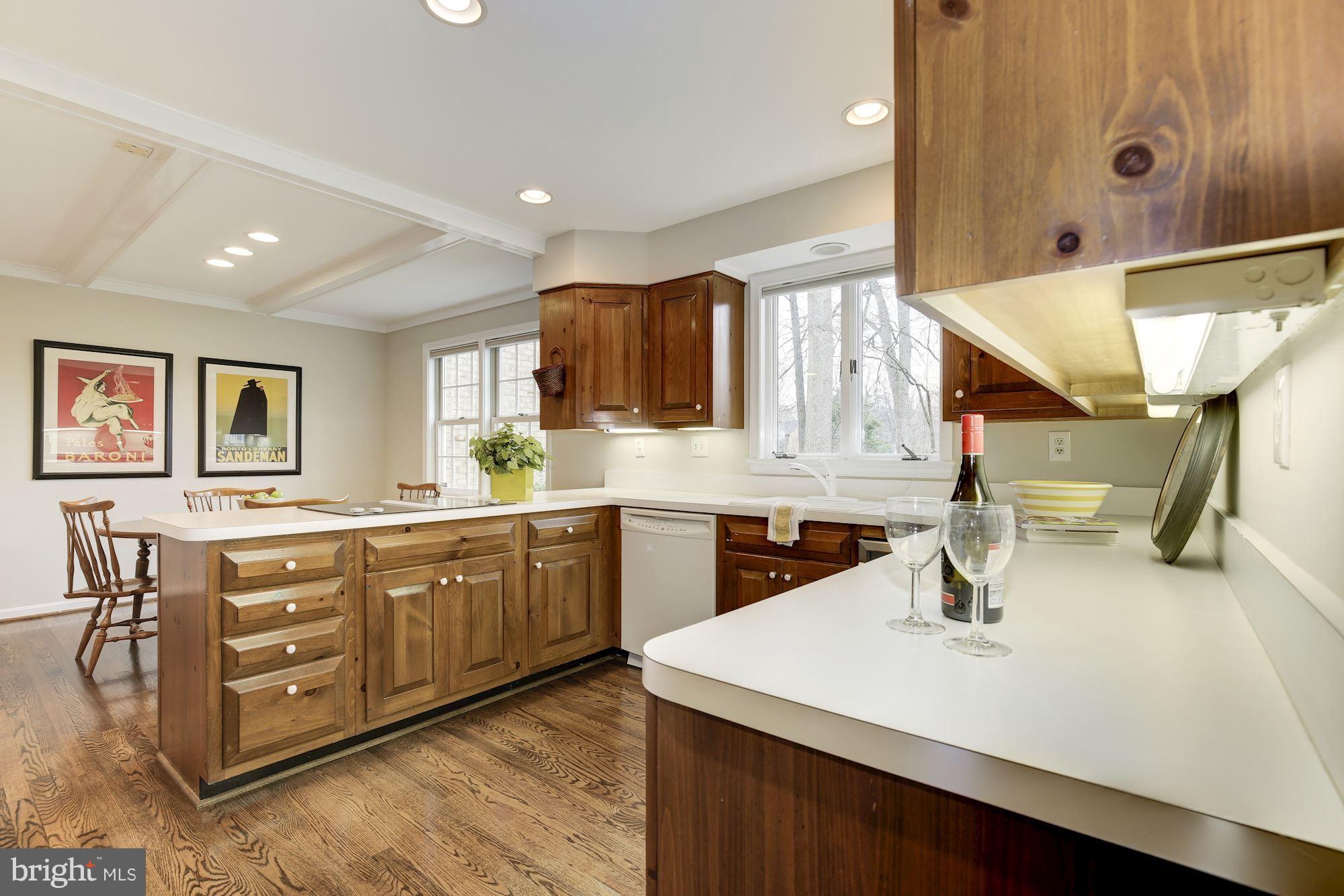 RIVER FALLS - Residential