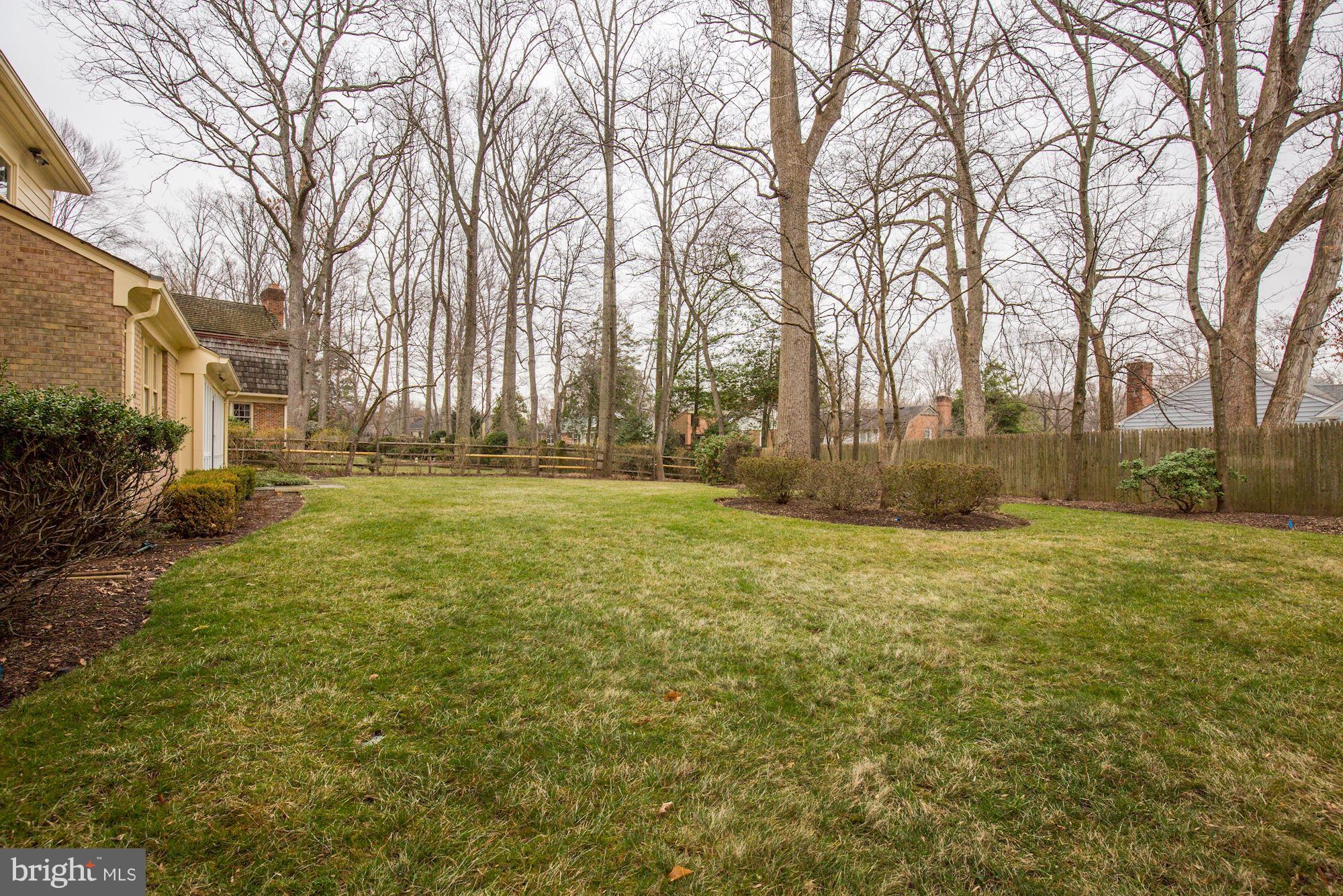 RIVER FALLS - Residential