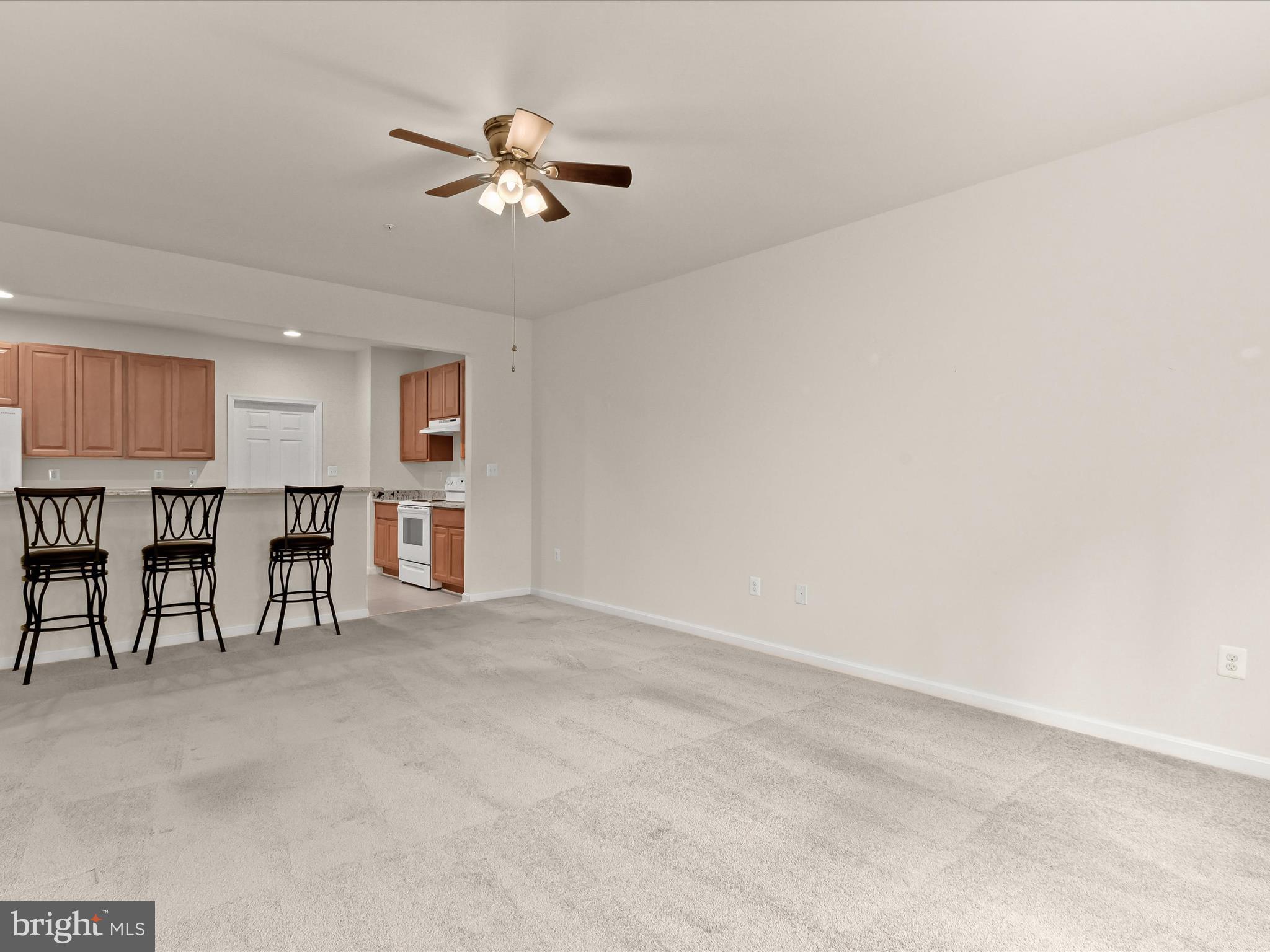 GUILFORD MEWS - Residential