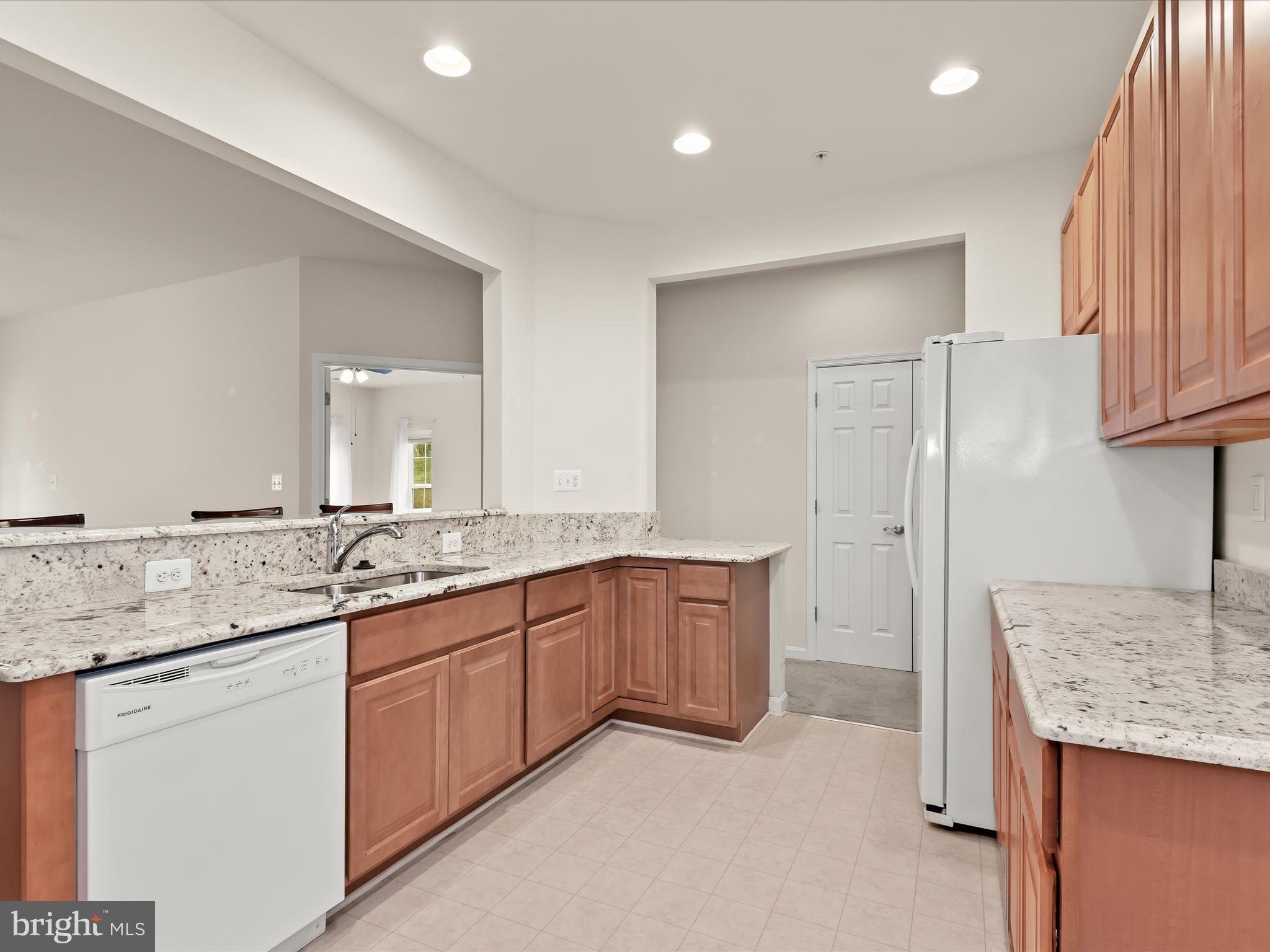 GUILFORD MEWS - Residential