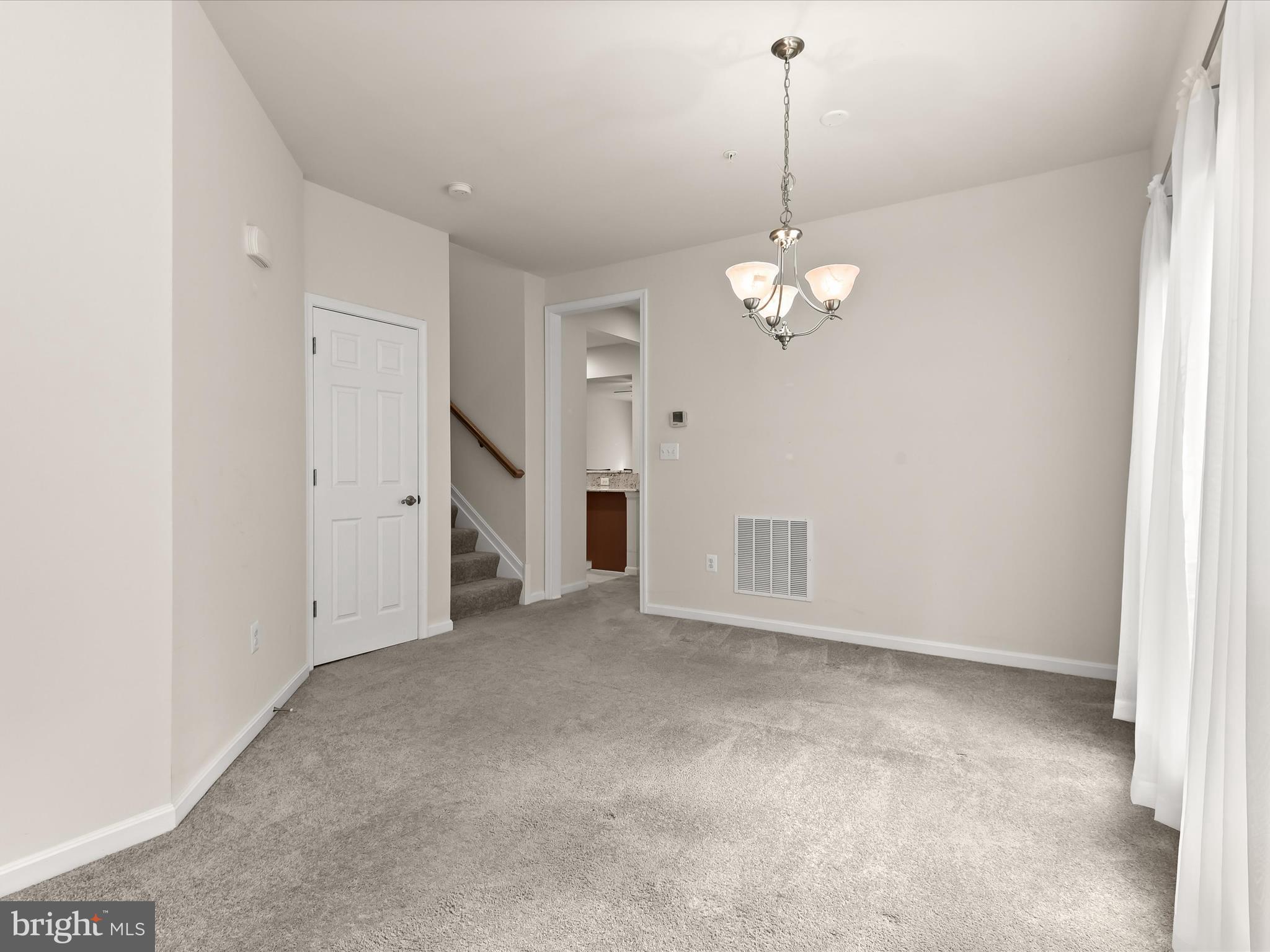 GUILFORD MEWS - Residential